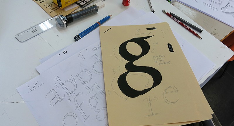 drawing roman letters