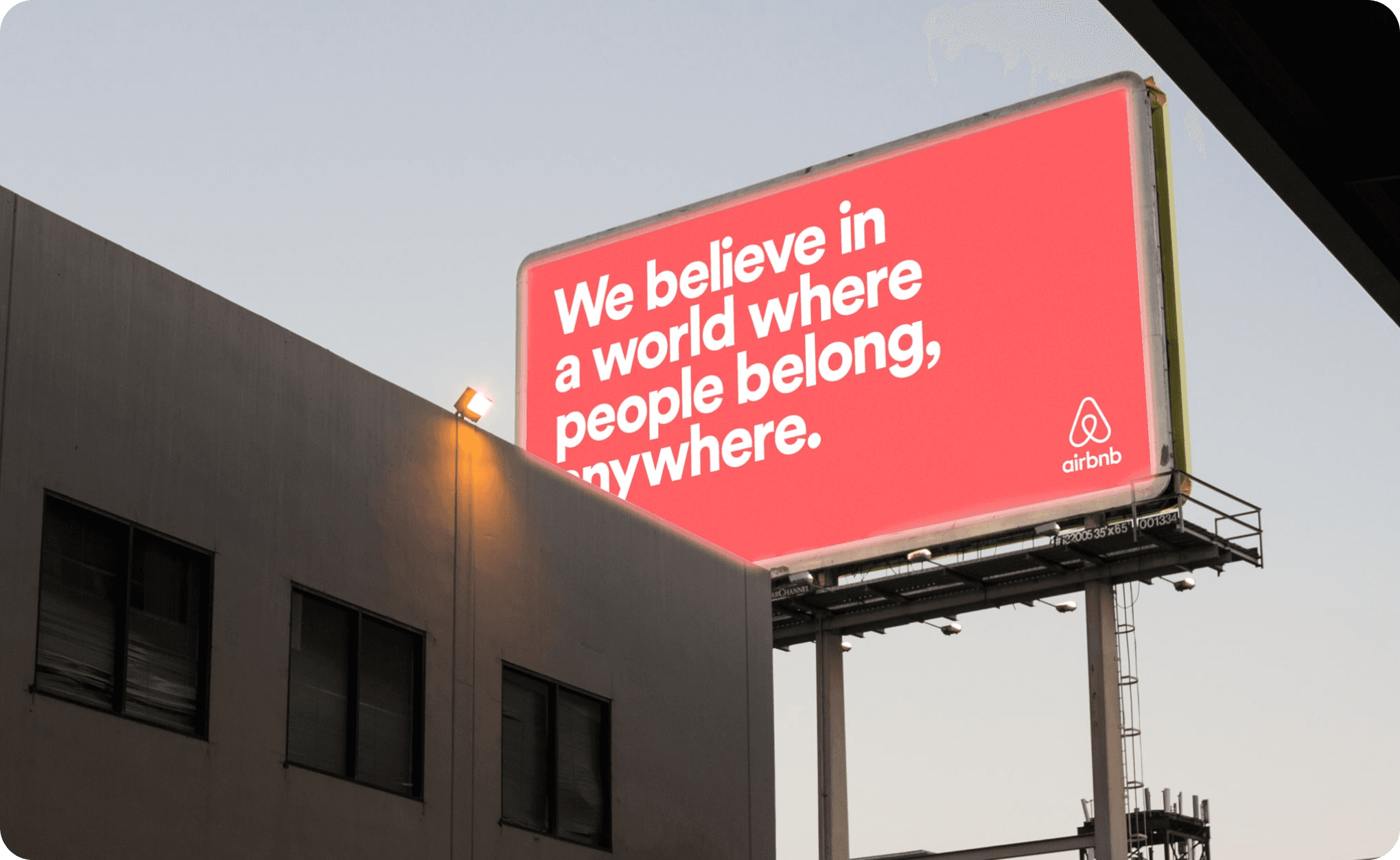 Airbnb communication design