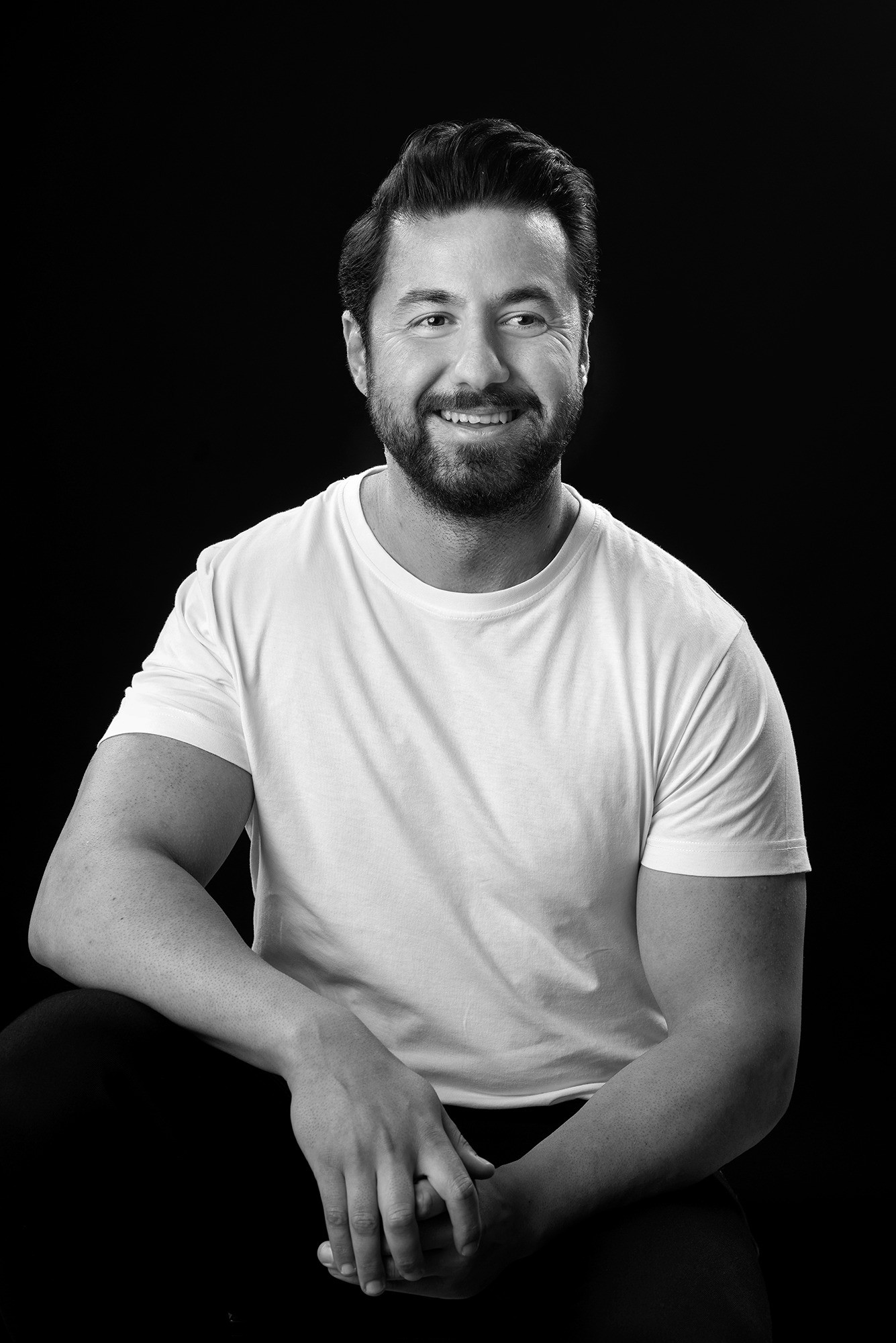 a person wearing a baseball cap