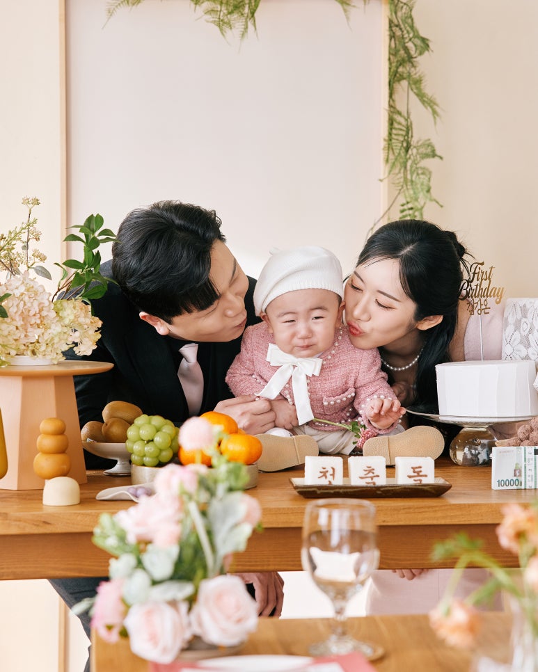 [필름커넥트] 수원 유로브 돌잔치 스냅 후기 | 작가추천 오는계절스냅