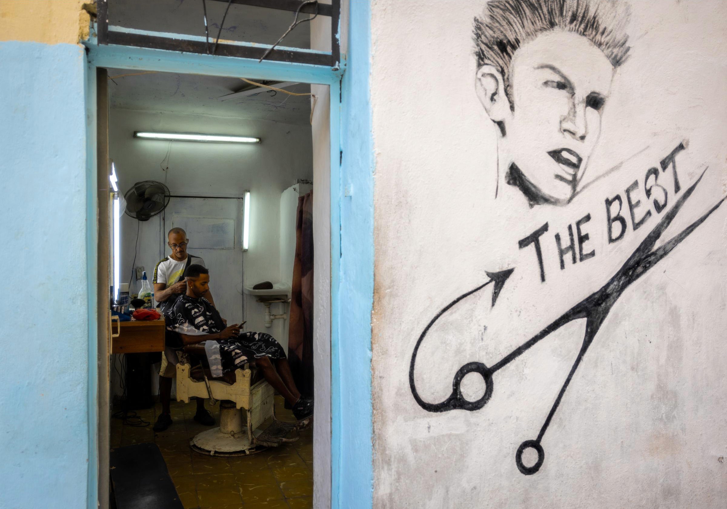 ‘The Best’ Barber in Havana