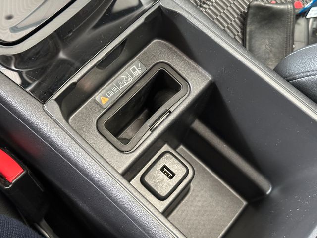 OPEL Insignia 2017 BLACK Gebrauchtwagen - Galeriebild 24