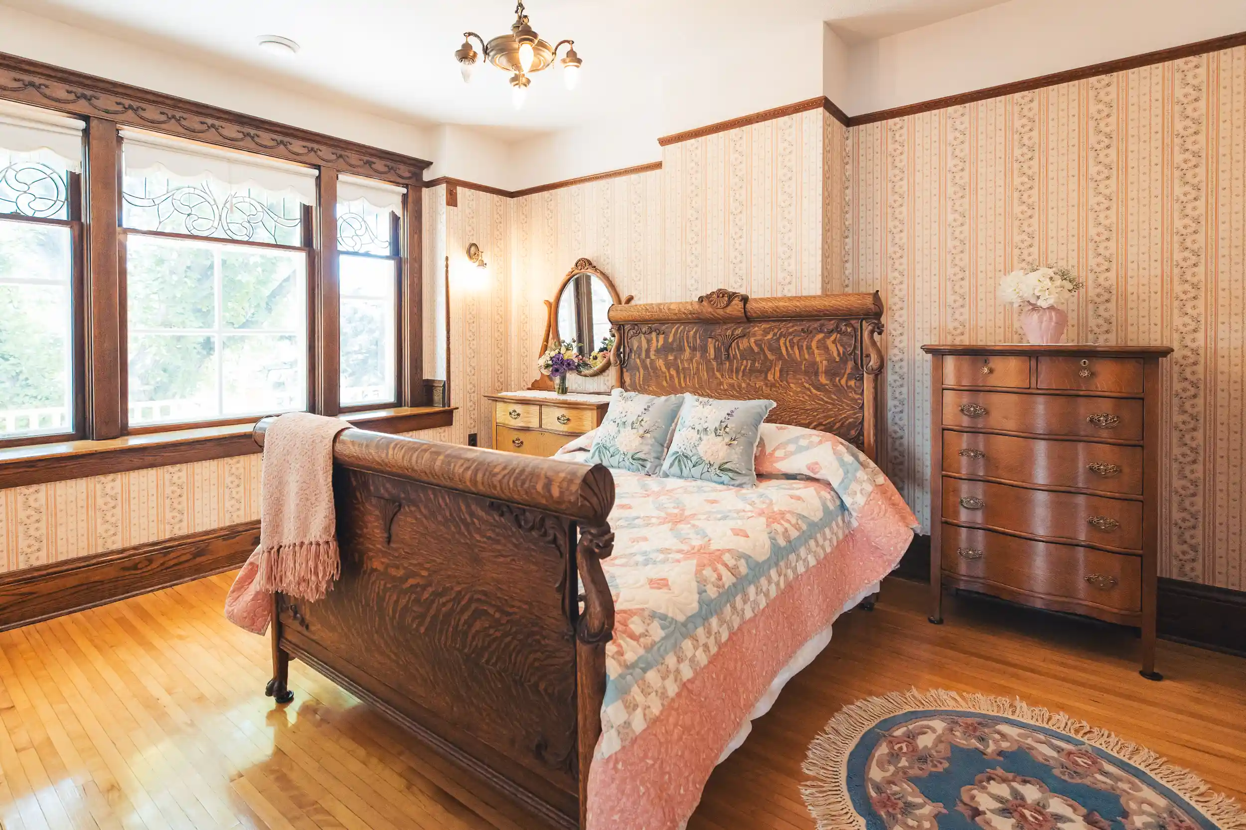 Bed 3 - The Pink Room