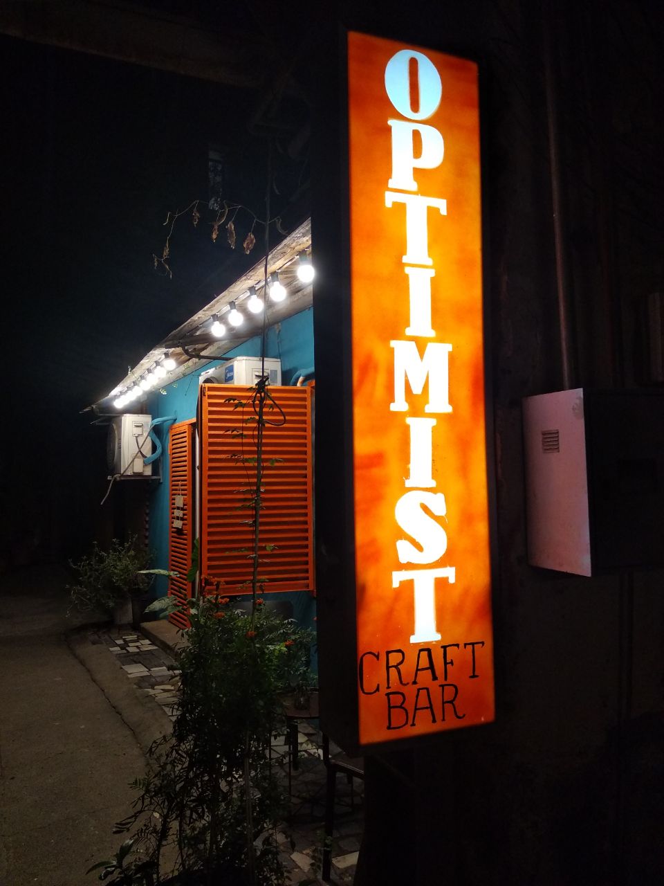 Optimist Craft Bar
