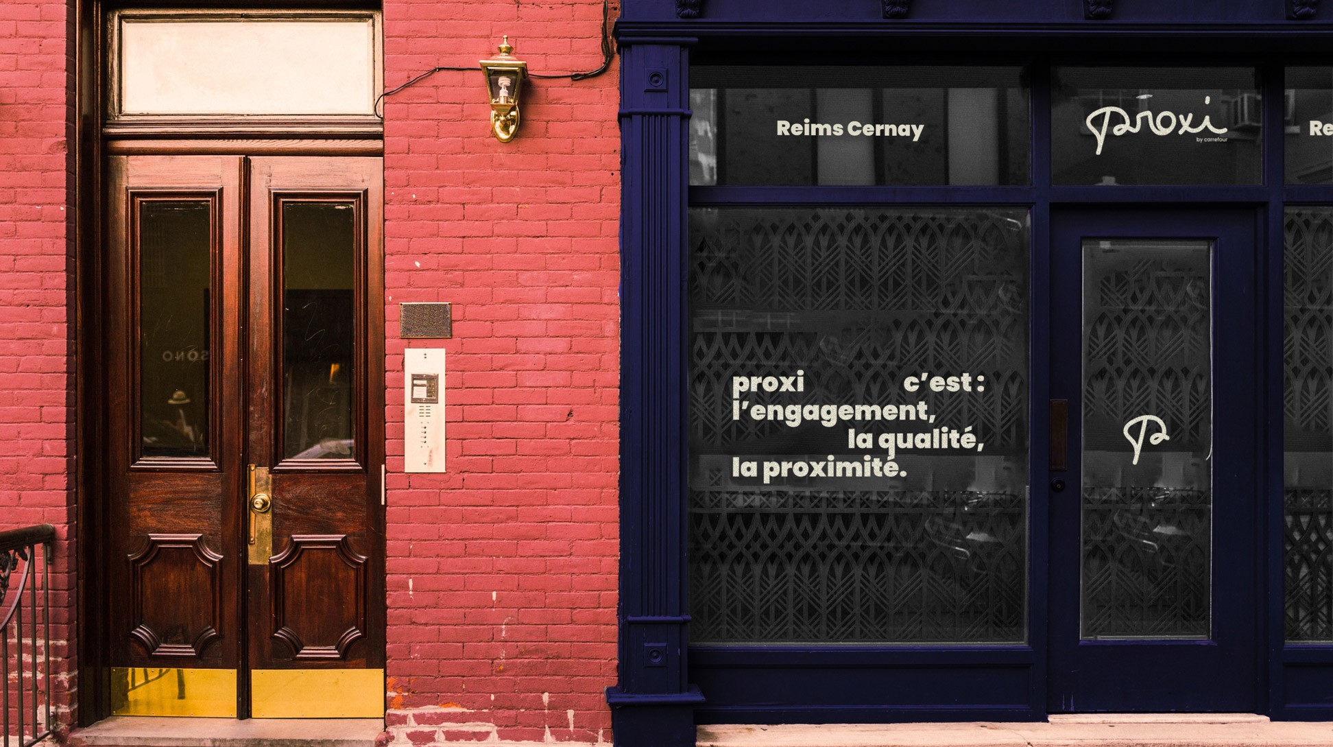 Devanture d'une épicerie Proxi.