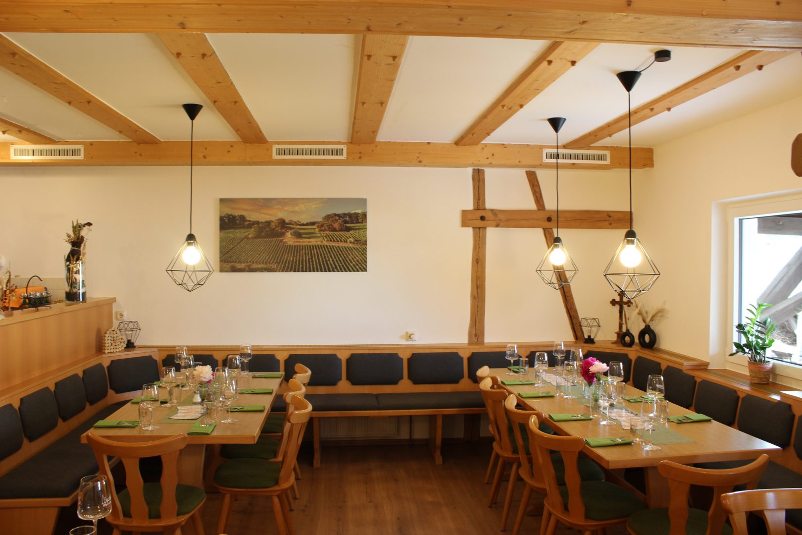 Elara Events: Wine tastings, Jordan wines, and loyalty rewards in Saros