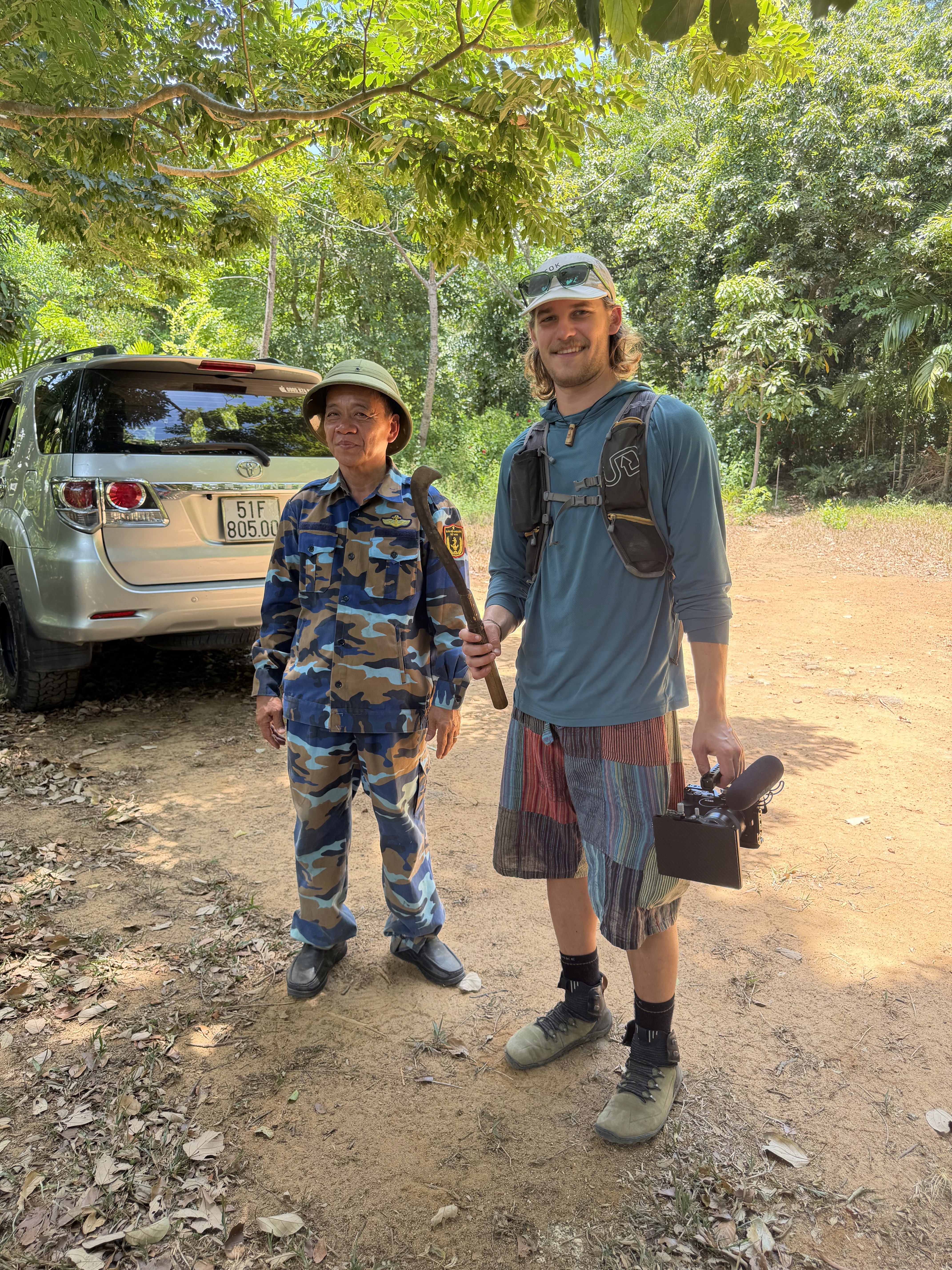 Behind the scenes MONKE field photograph