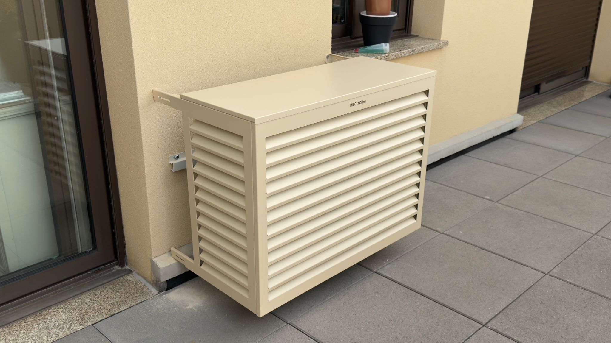 Photo d’installations sur Argenteuil - Clim Alain - Expert en installation de climatisation et pompe à chaleur à Argenteuil. Devis gratuit pour l'installation et l'entretien de votre système de climatisation. Service rapide et efficace !