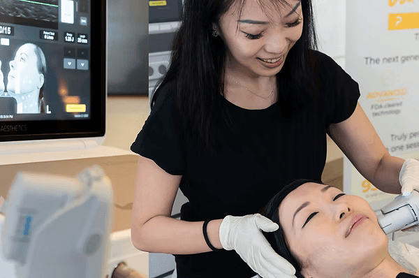 Dr Shirley is doing Ultherapy treatment to a patient