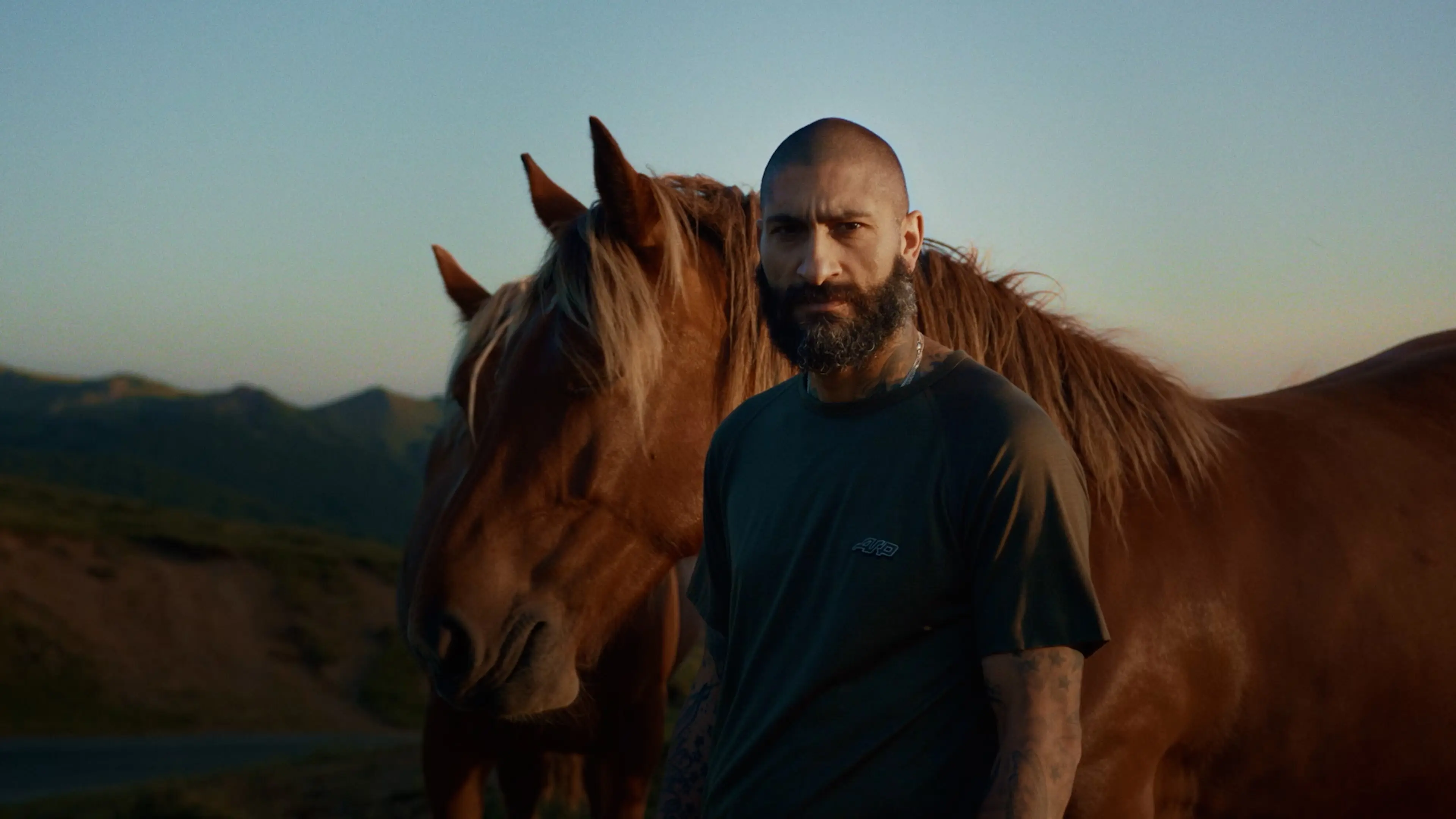 asphalte la tenue de sport par joris favraud