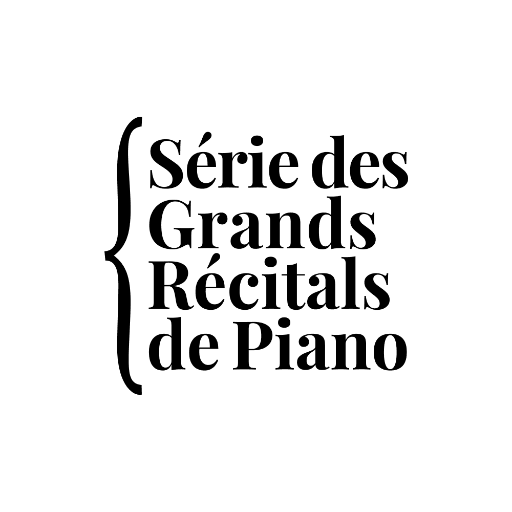 Black 'Série des Grands Récitals de Piano' logo, stacked vertically and enclosed in a large curly brace on the left, on a white background.