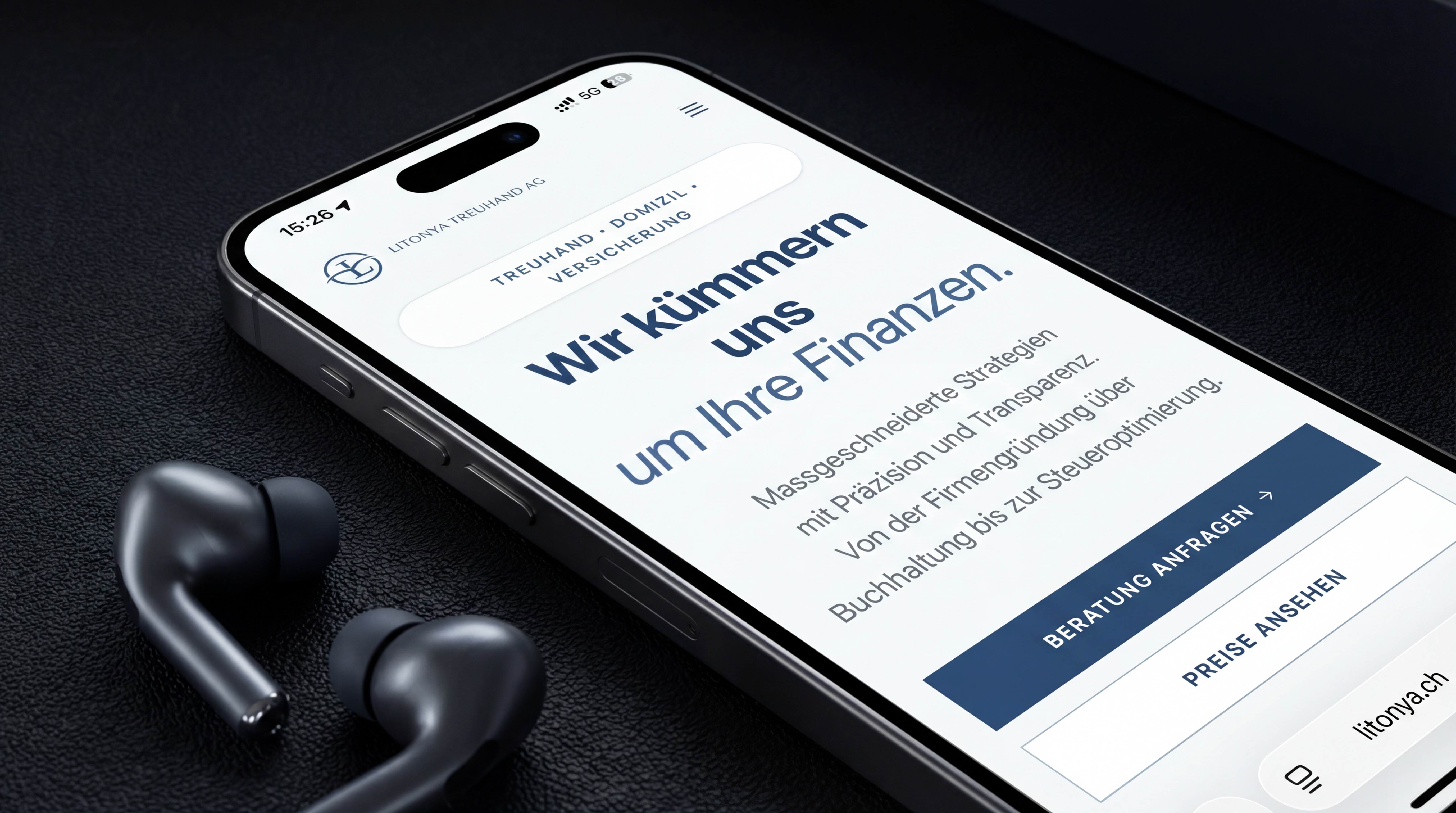 Phone Mock Up with the Litonya Treuhand AG Website