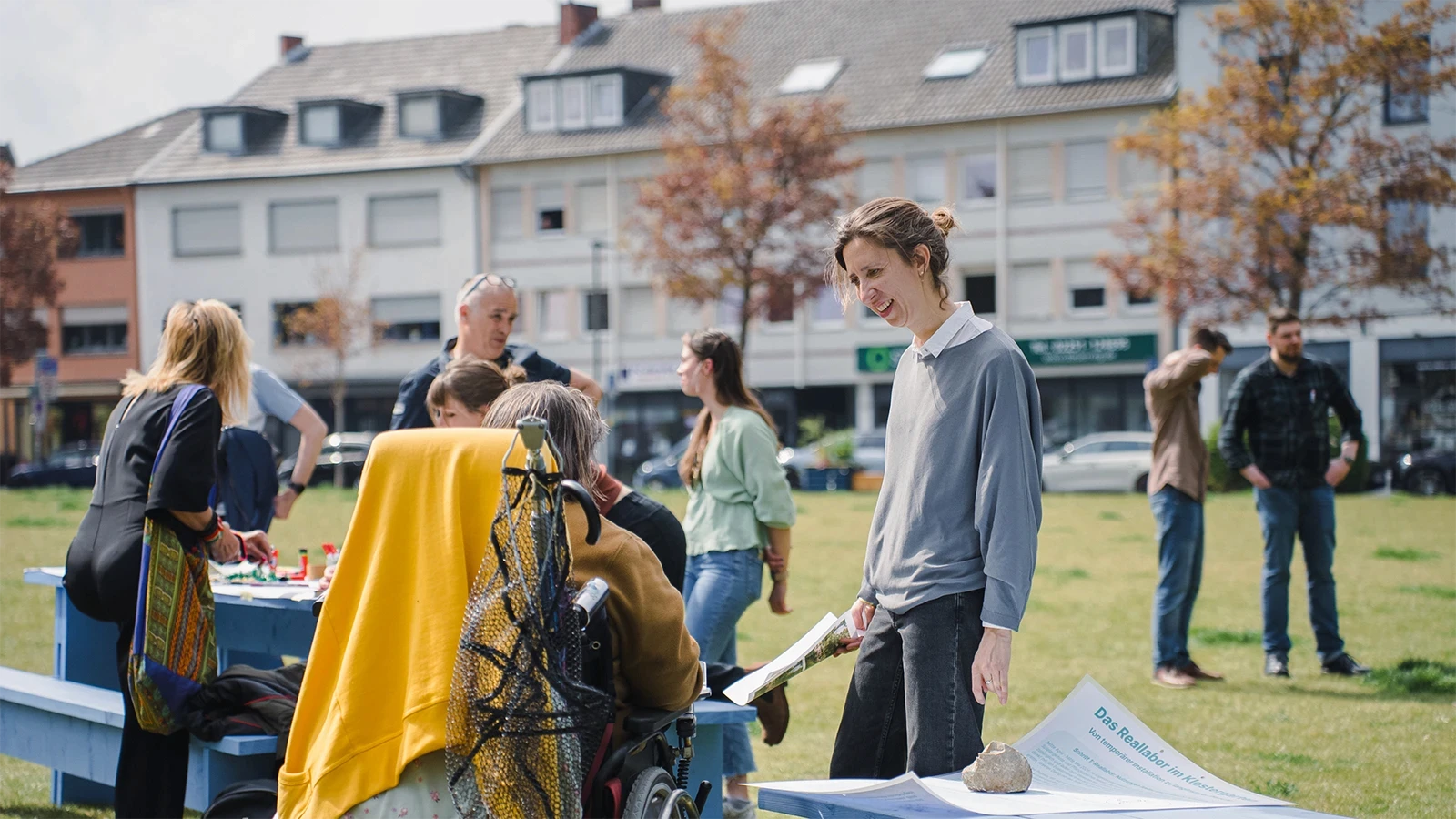 RMP Stephan Lenzen Landschaftsarchitekt:innen bei einer partizipativen Vor-Ort-Veranstaltung zur Gestaltung öffentlicher Freiräume.