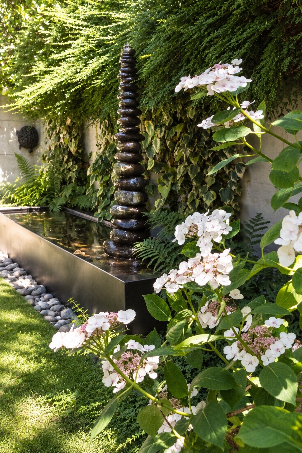 Cuisine ouverte avec baies vitrées sur le jardin, Cheseaux-sur-Lausanne