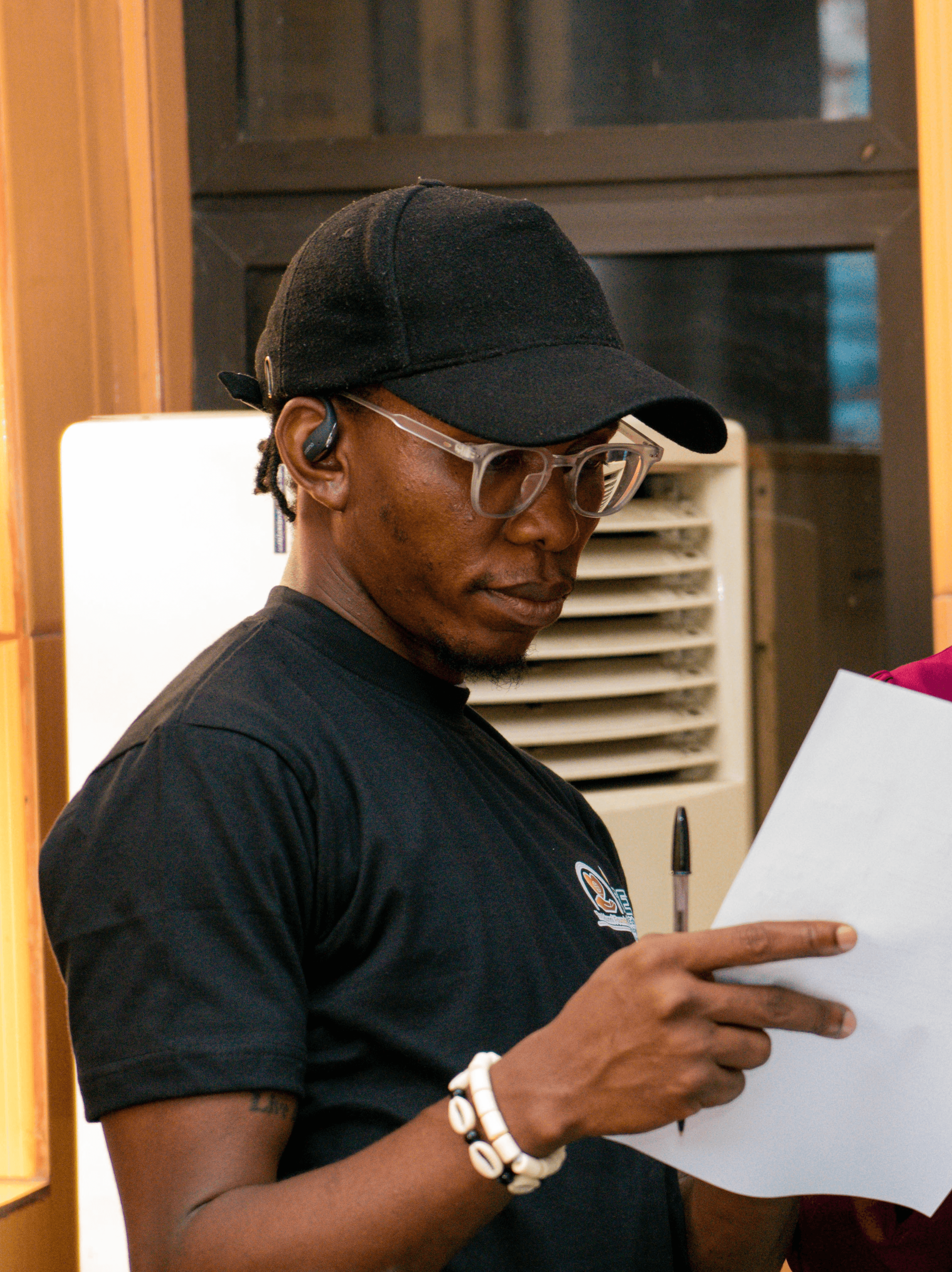 woman wearing white sleeveless shirt