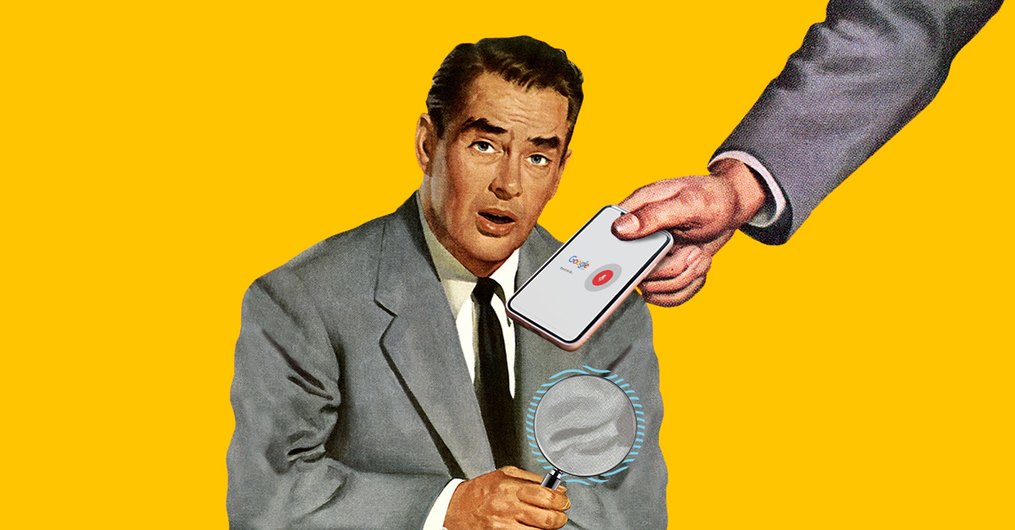 Hombre sorprendido con lupa y smartphone moderno, fondo amarillo.