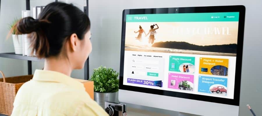 Clear and Engaging Homepage