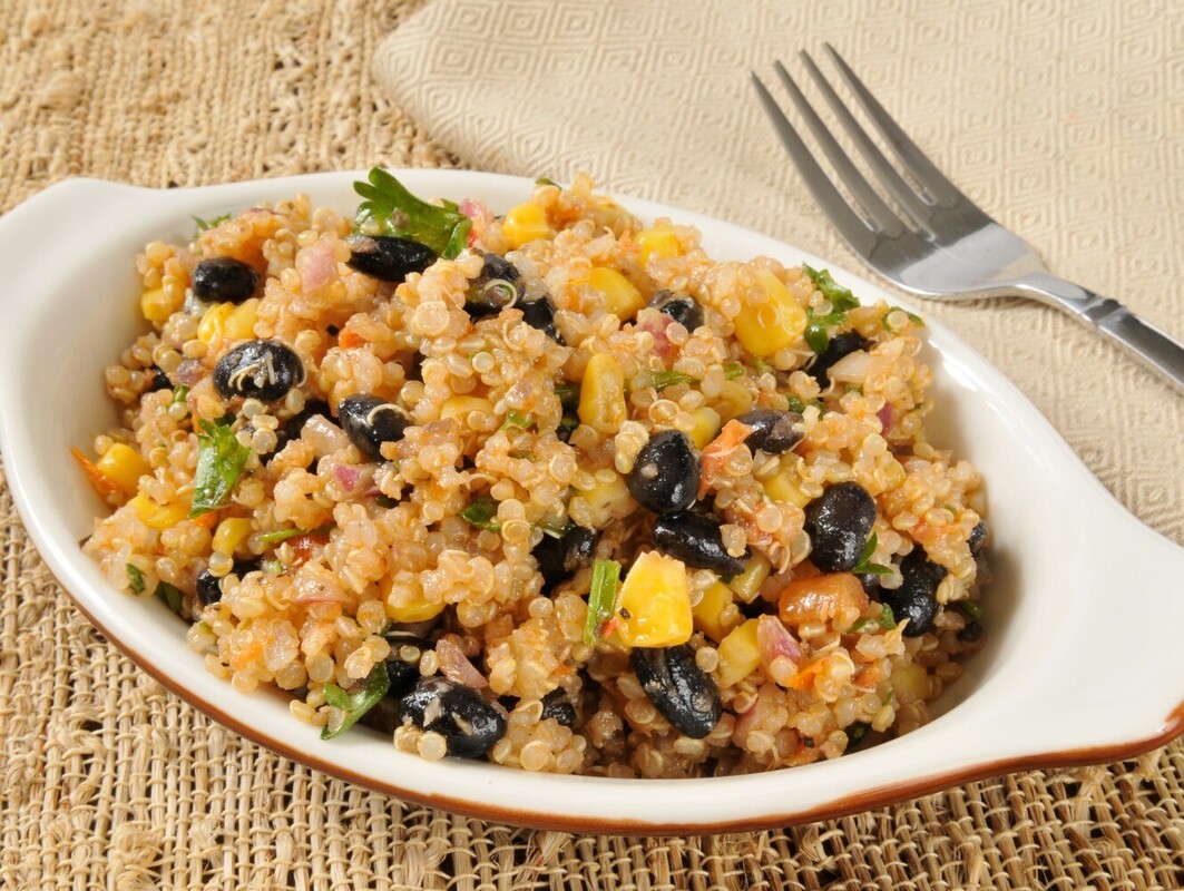 quinoa meal prep salad
