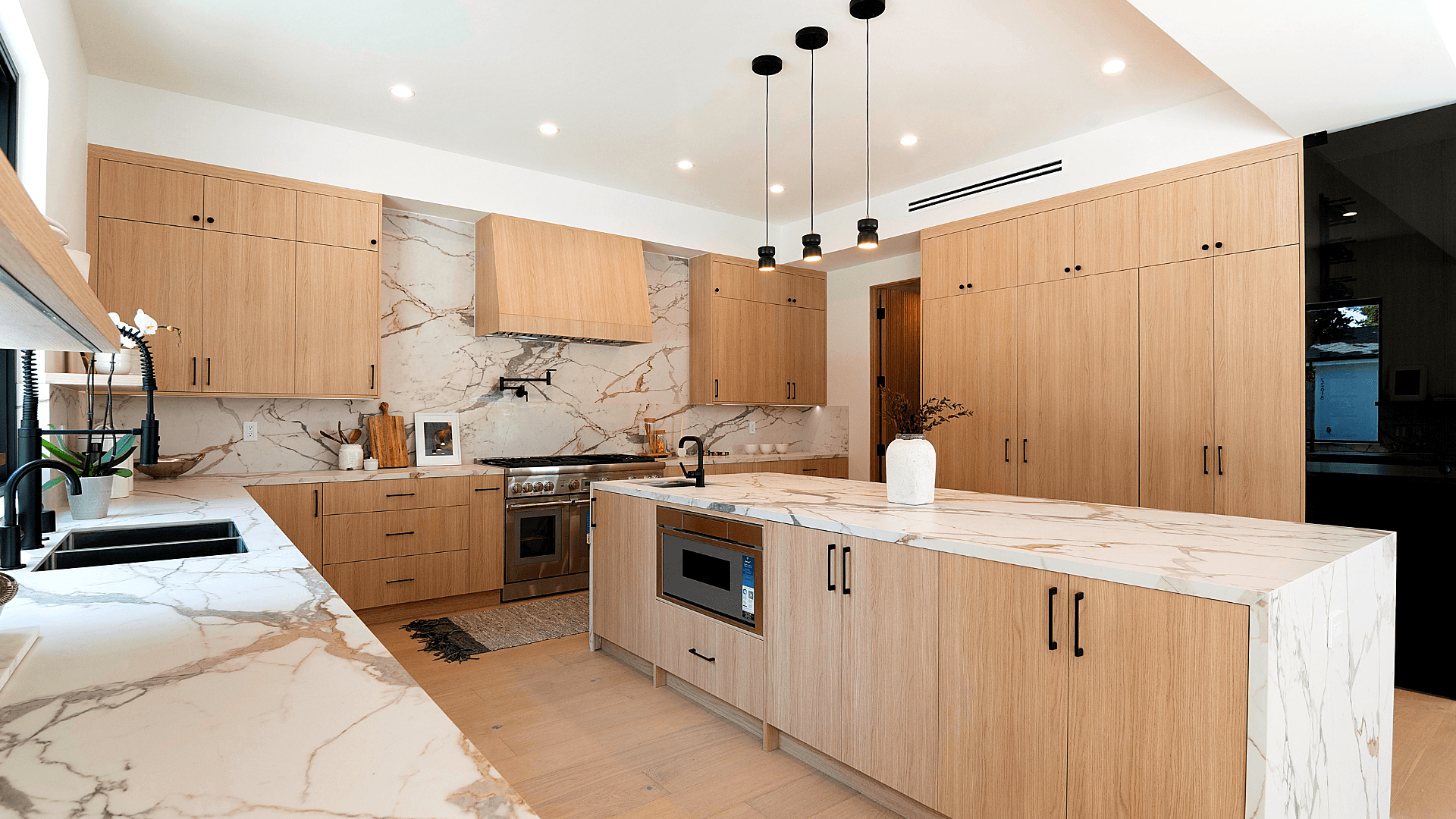 Woodland Hill - Alpaca