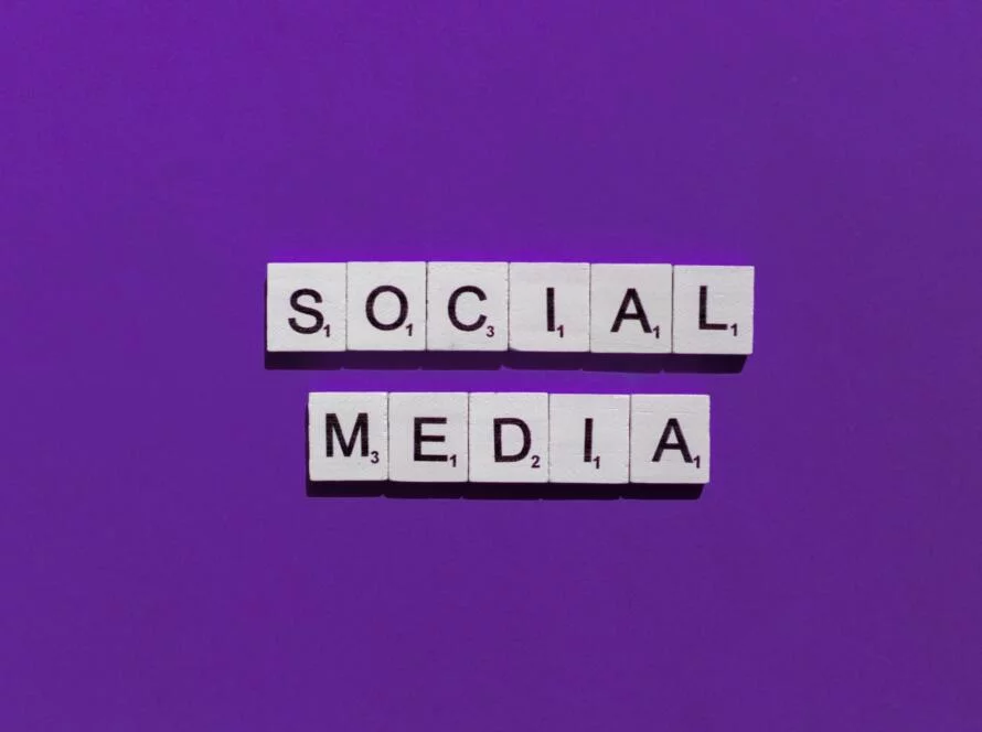 social media to attract traders