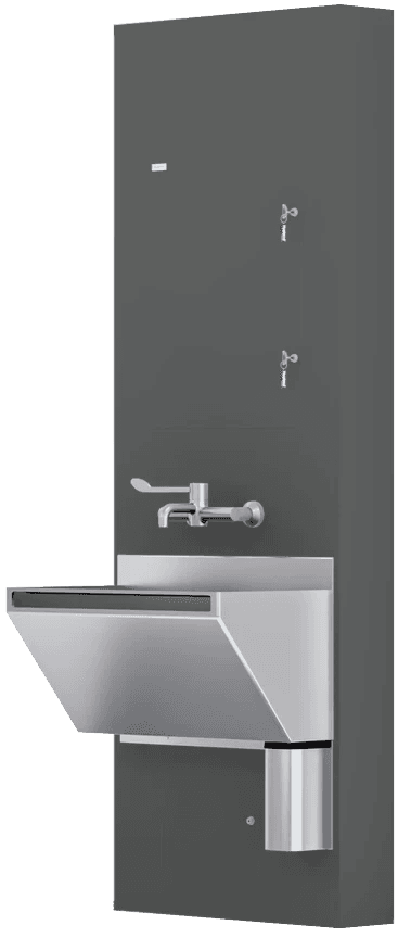 A up to ceiling type integrated plumbing system