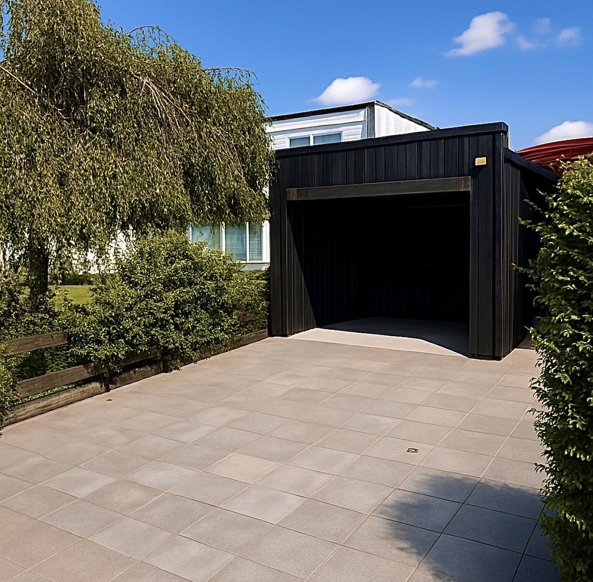 Ombyggnad från förråd till parkeringsplats – Bara, Skåne