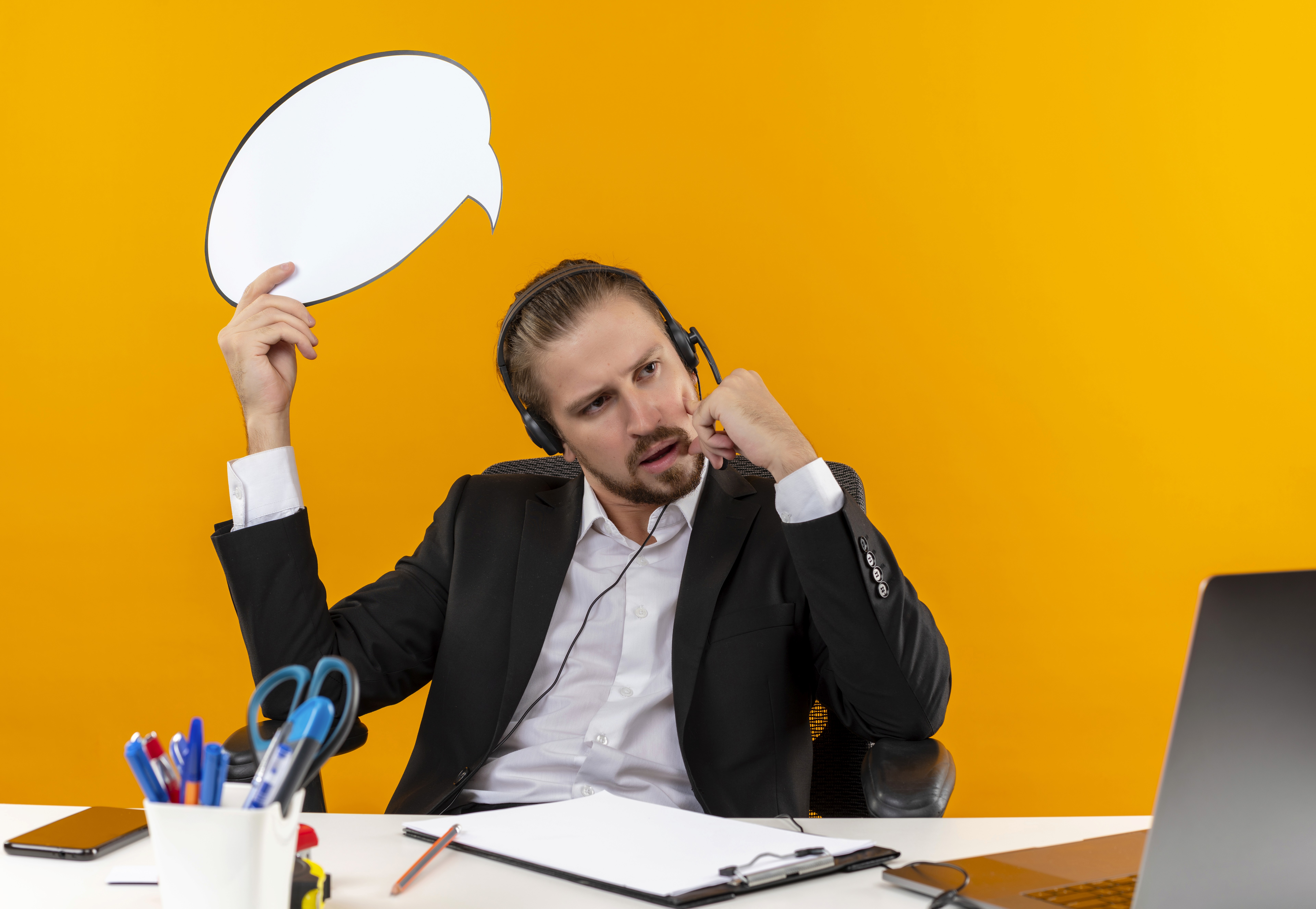 Poor Customer Service Examples and How to Fix Them