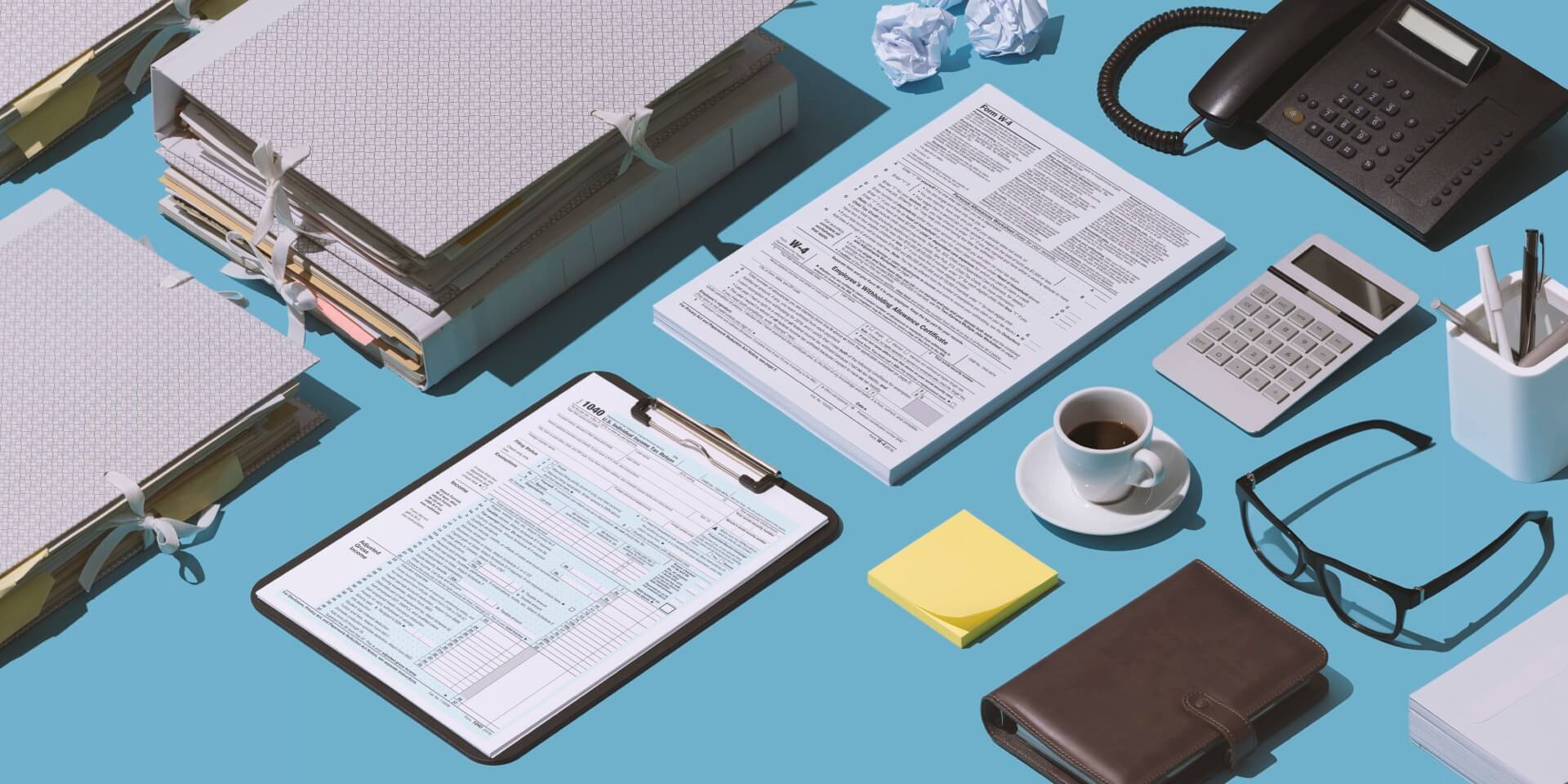 Business working on sales type lease