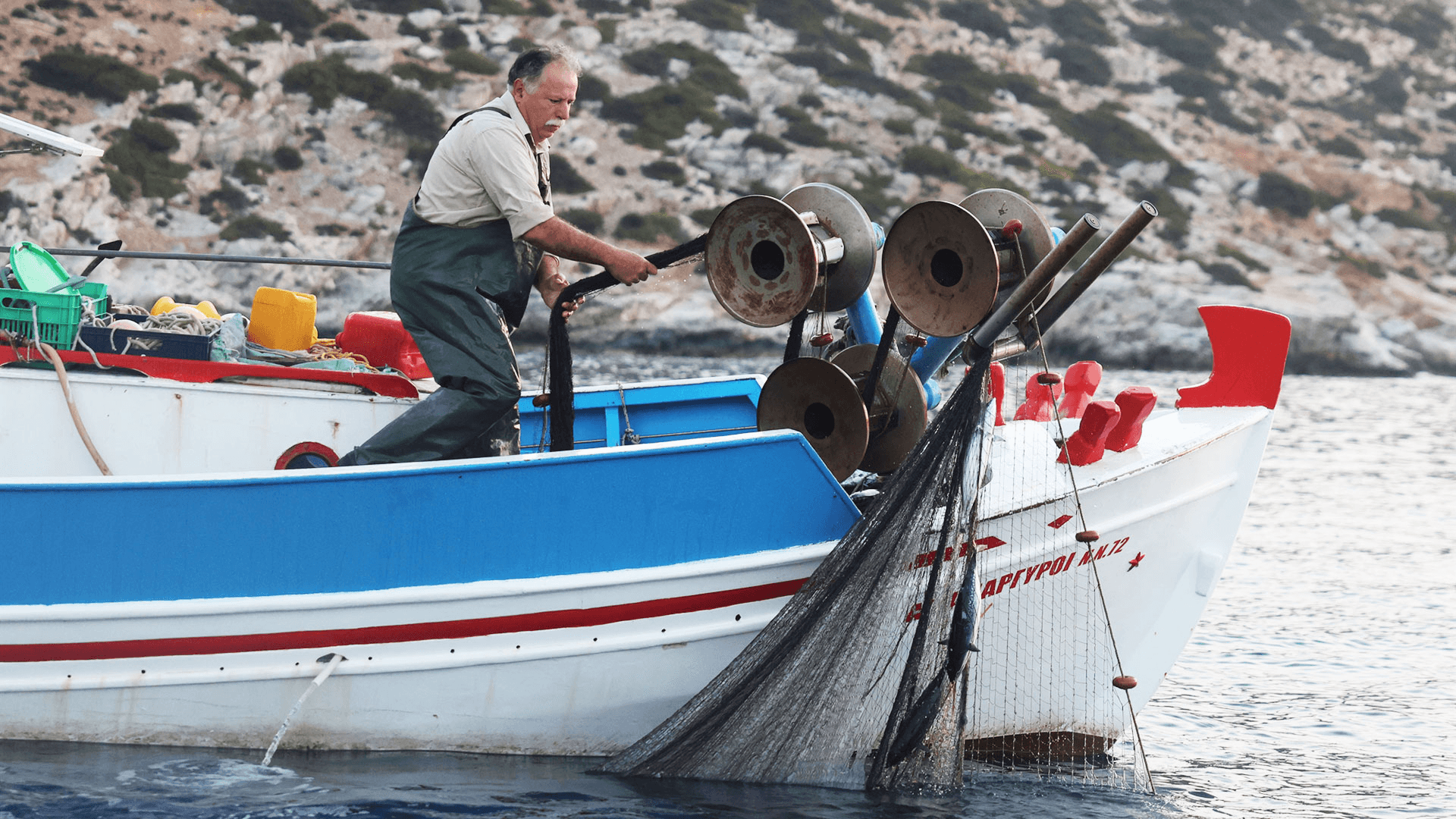 Ψαράς στην Αμοργό