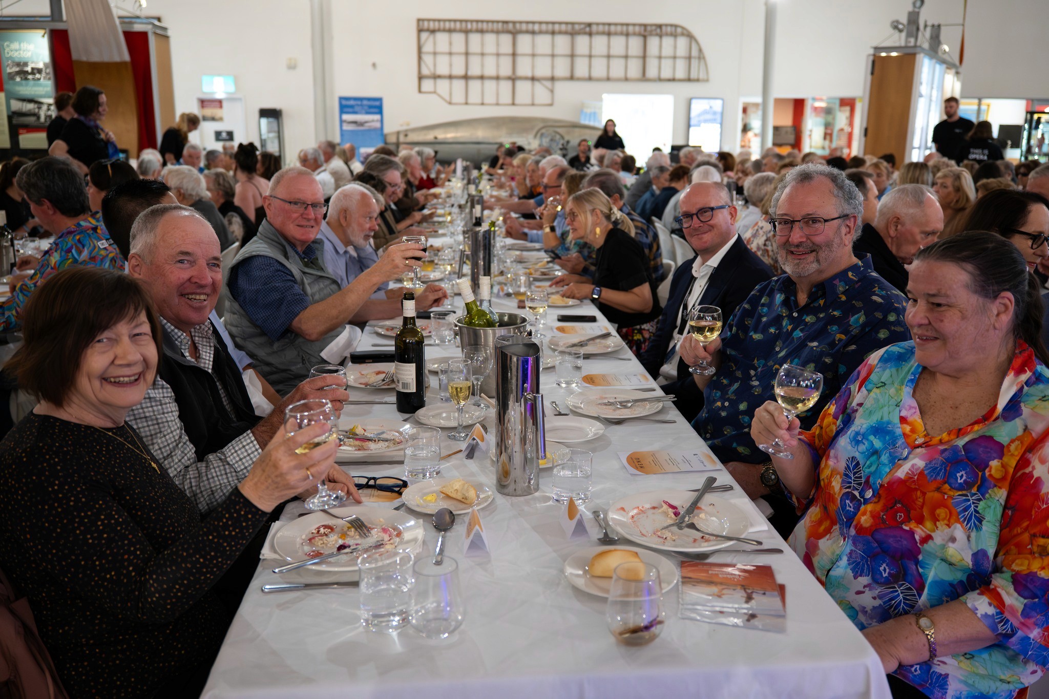Guests at the Festival of Outback Opera Long Lunch
