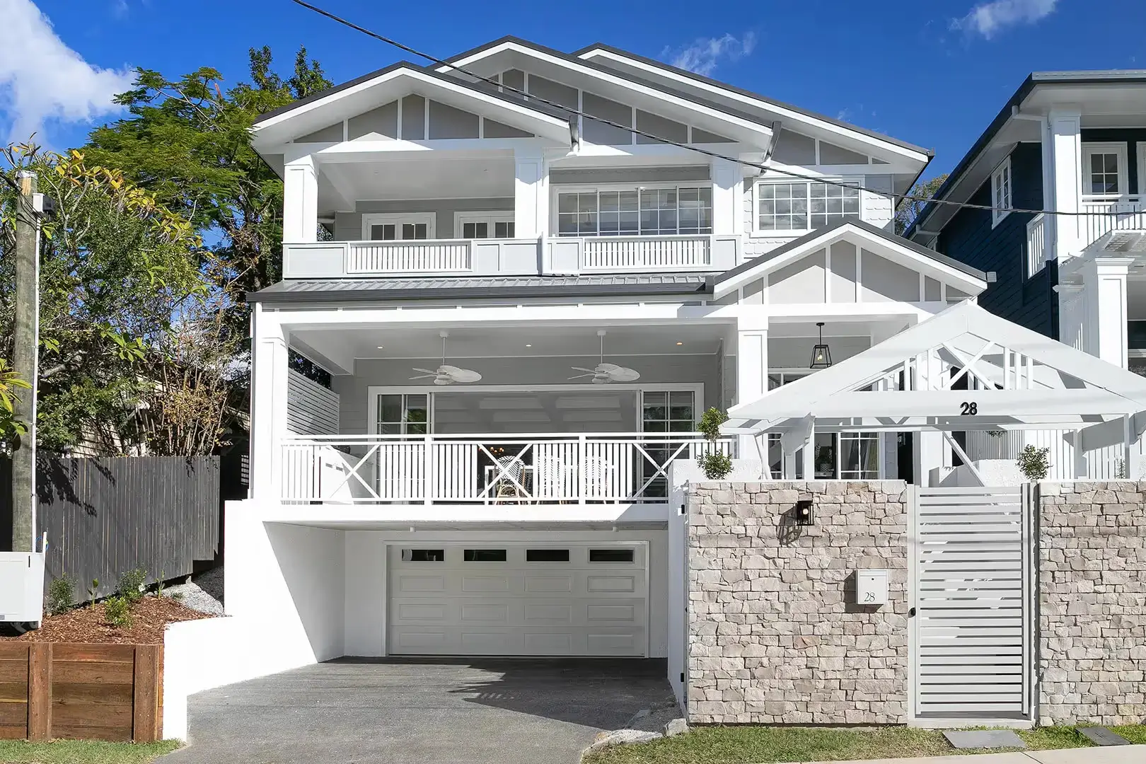 Facade of Wool Street a 3 level home on a sloping block designed by Invilla Architecture