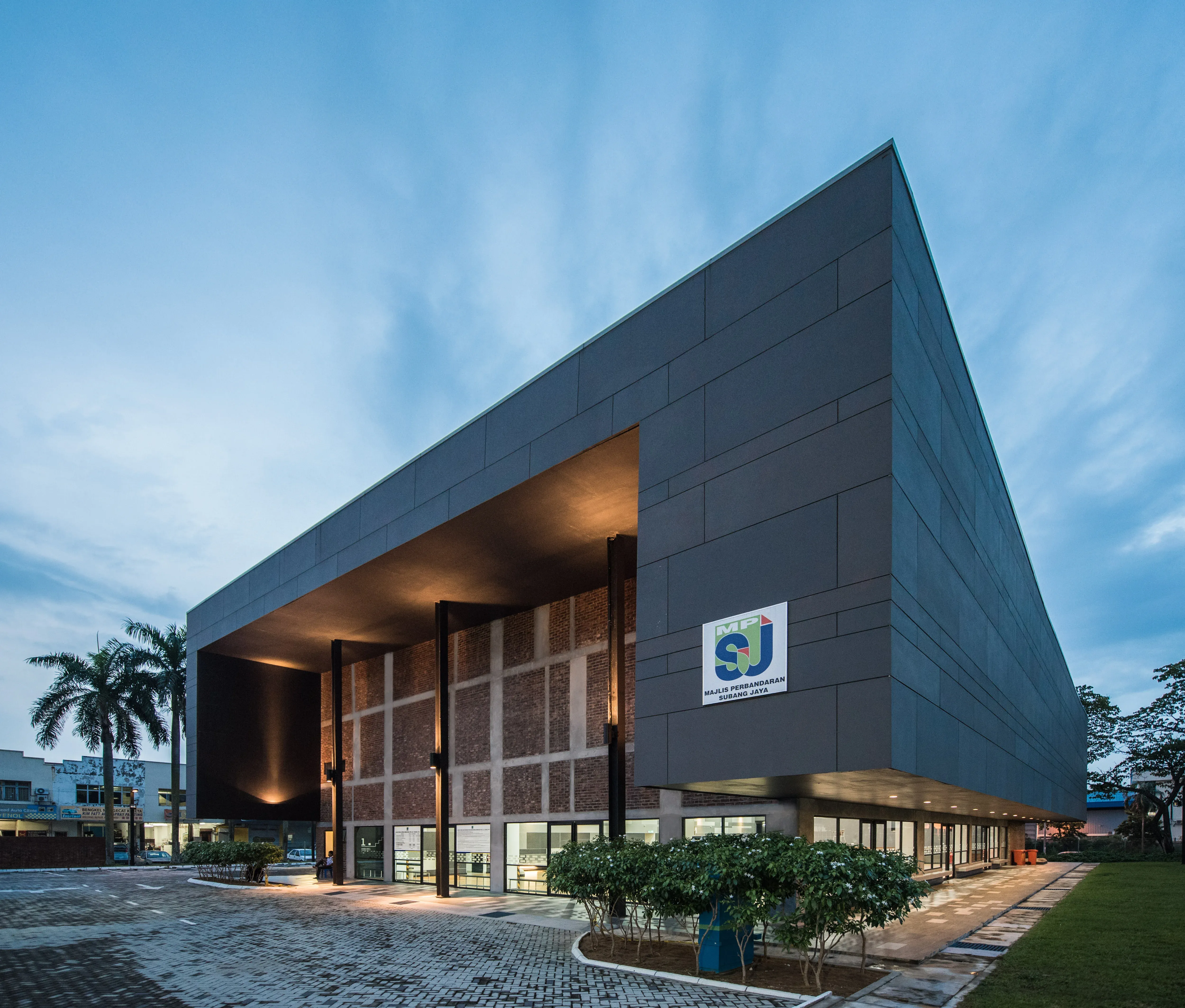 Exterior view of MPSJ Town Hall USJ7 project by Asima Architects