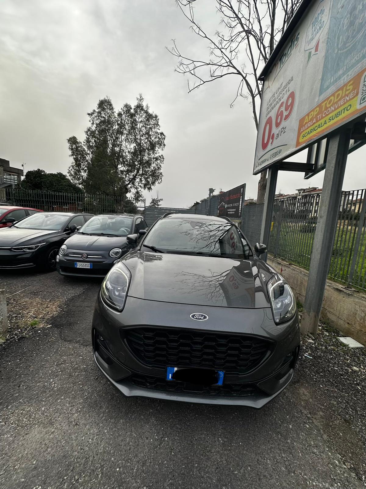 Ford Puma ST Line vista laterale