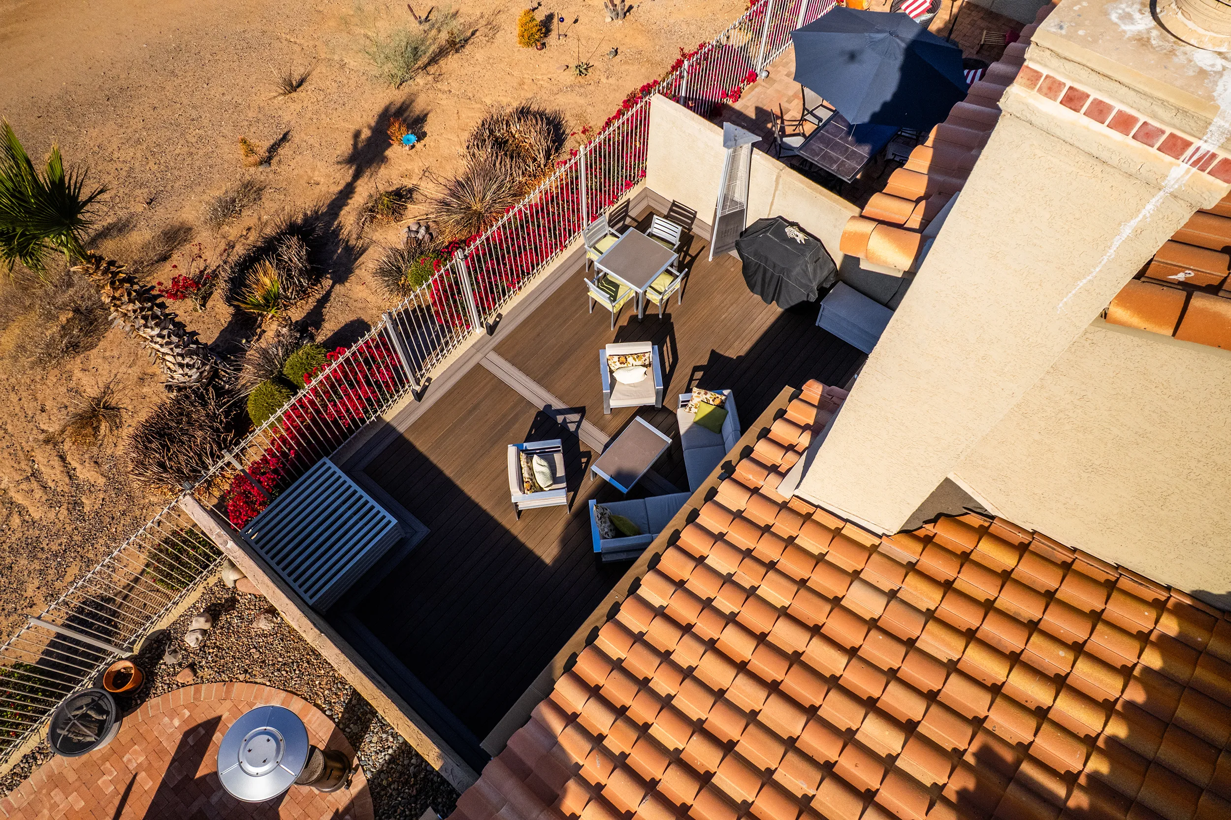 HBC Desks – An Outdoor Deck Escape with Trex Enhance decking