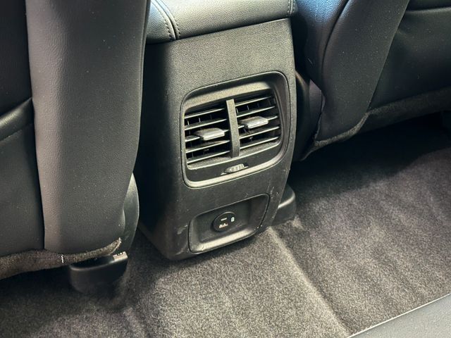 FORD Kuga 2022 RED Gebrauchtwagen - Galeriebild 25