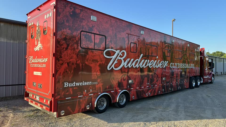 Budweiser clydesdale trailer after detial