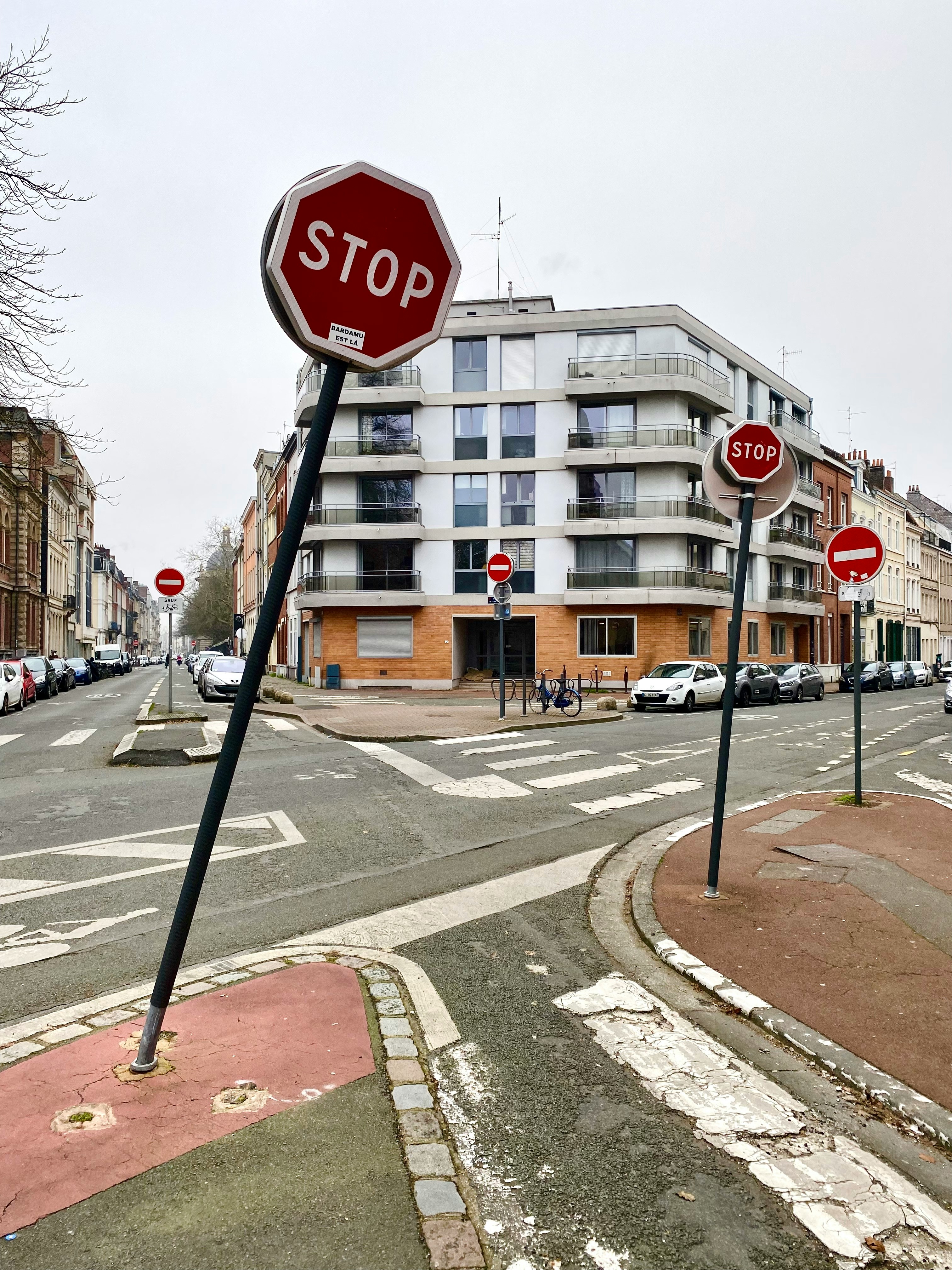 a red stop sign representing blocked deal progression