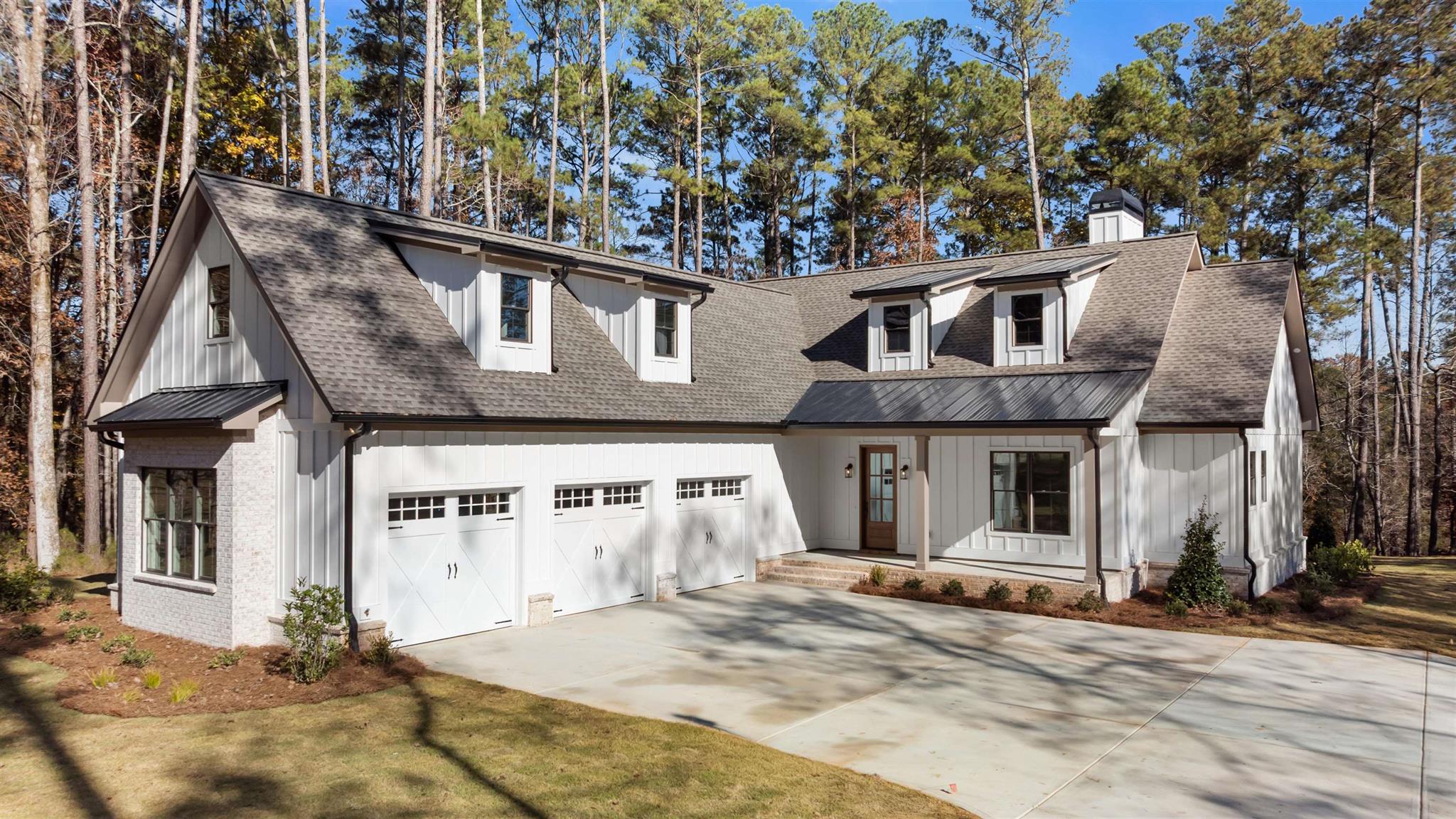 3 bedroom, 2.5 bathroom custom home in GA,TN,NC, and SC