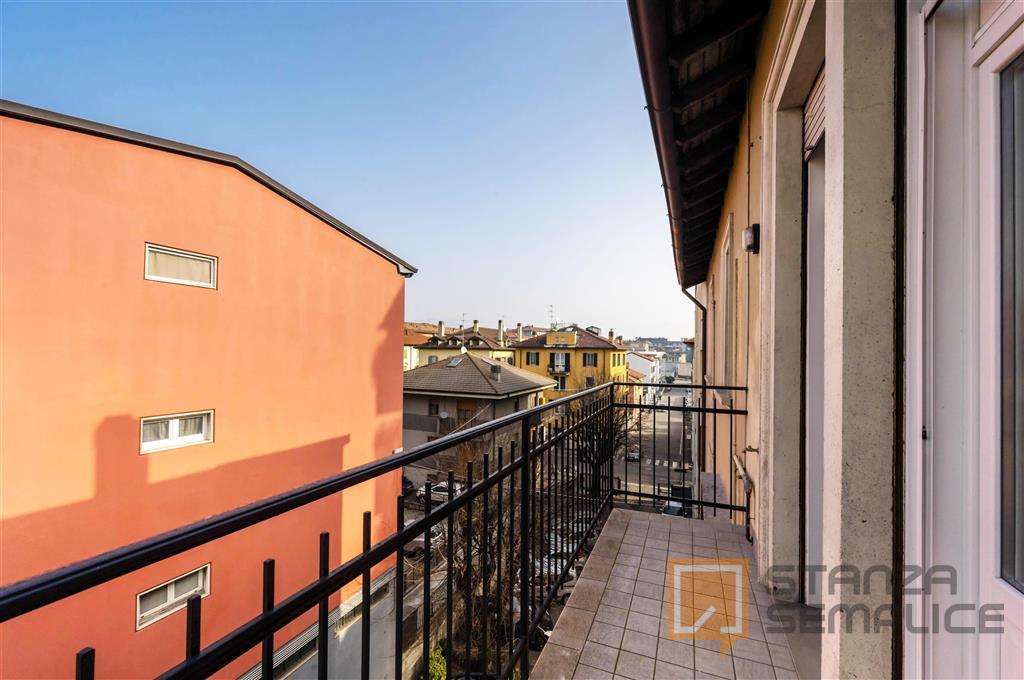 Stanza di 19 mq in Via FANTONI, Bergamo