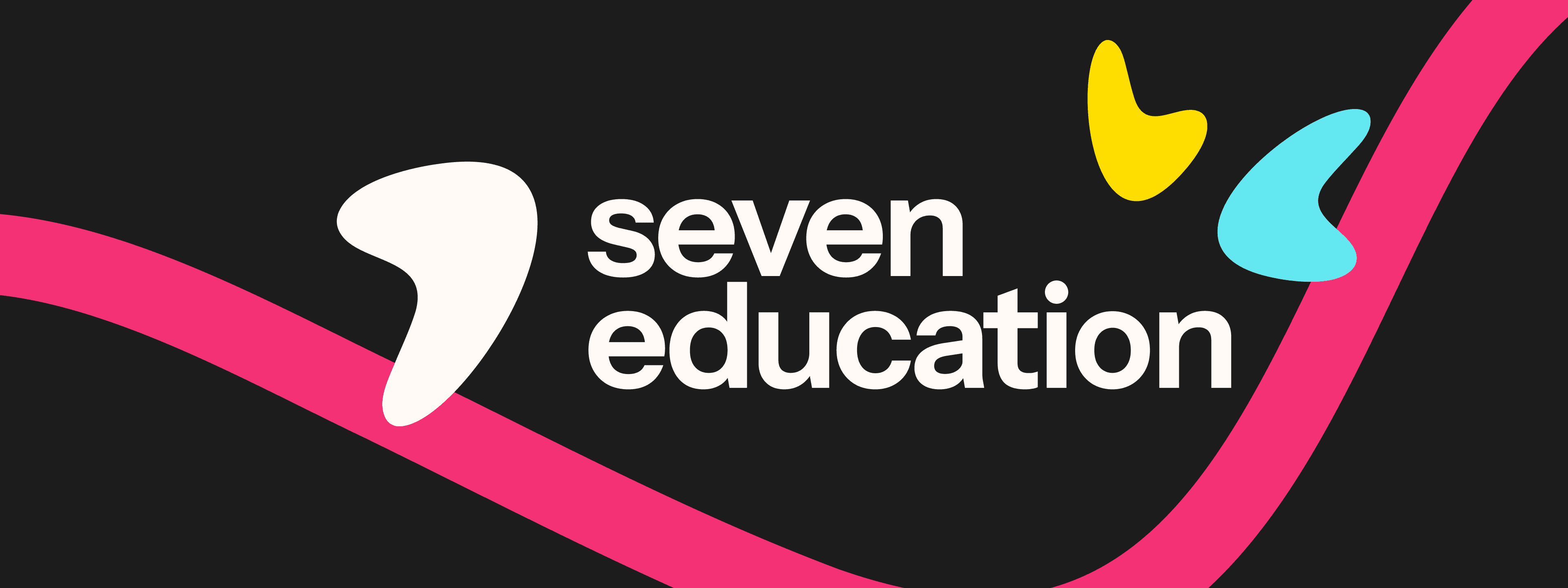 Seven Education Logo mit einer Lehrkraft im Hintergrund