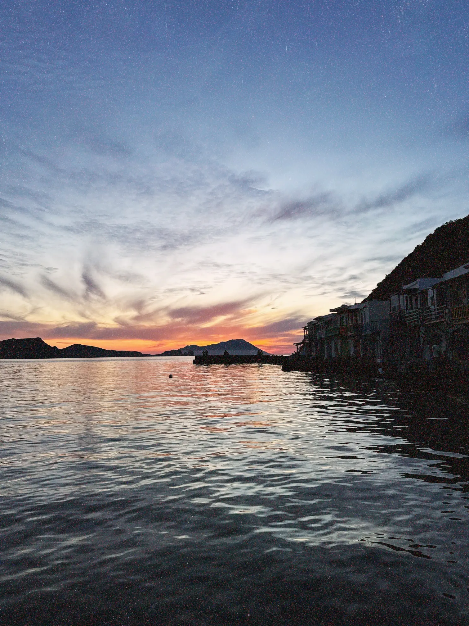 Couché de soleil sur une île grecque