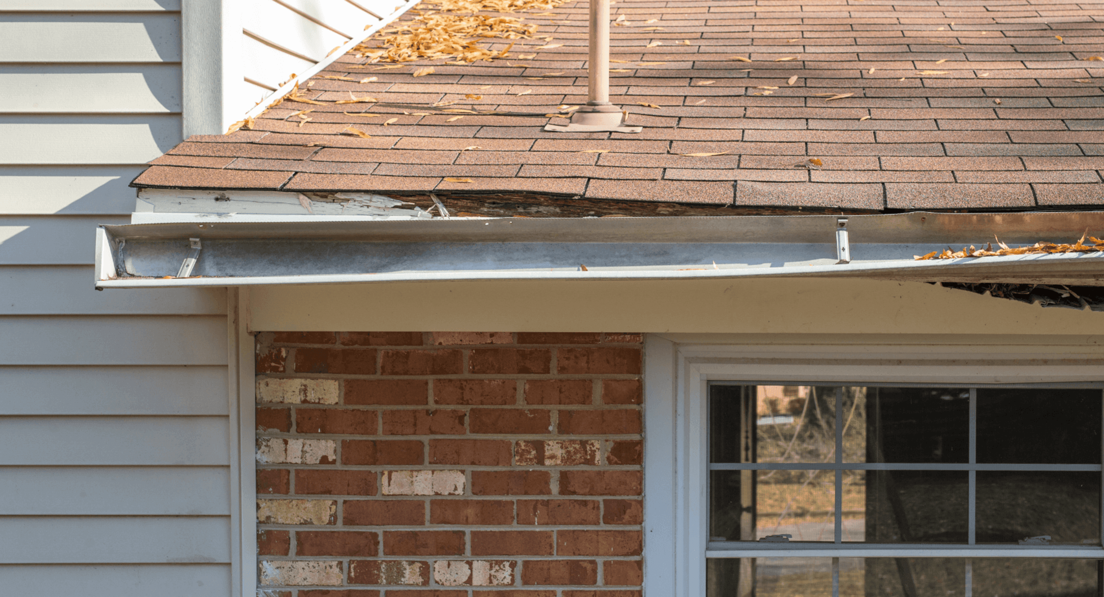 Signs of Gutter Damage