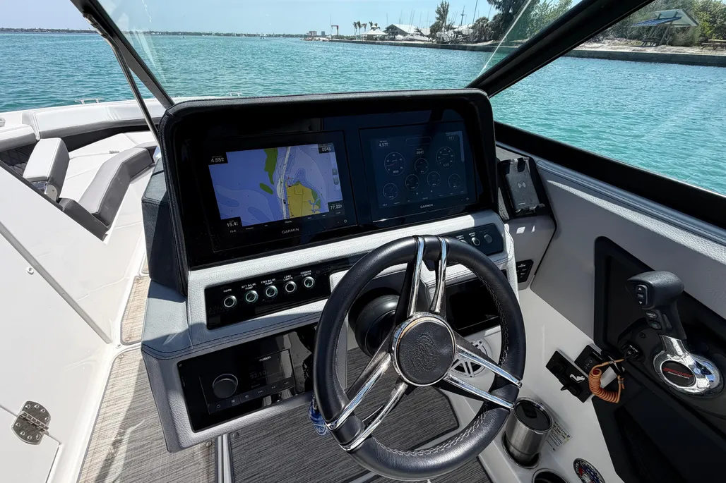 Boat thumbnail 7