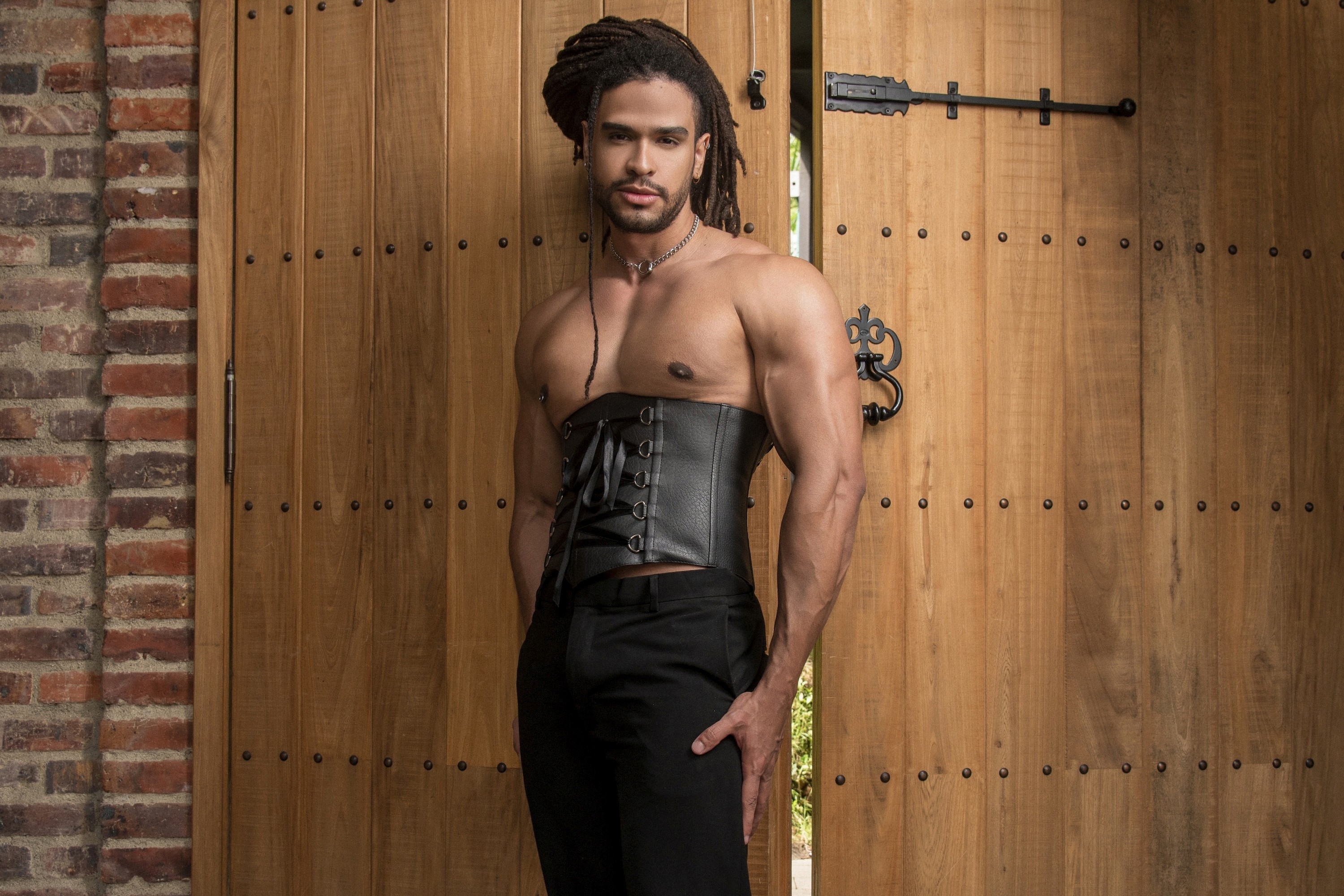 Modelo webcam Jace Watson - TWC sesion de fotos primavera 2026