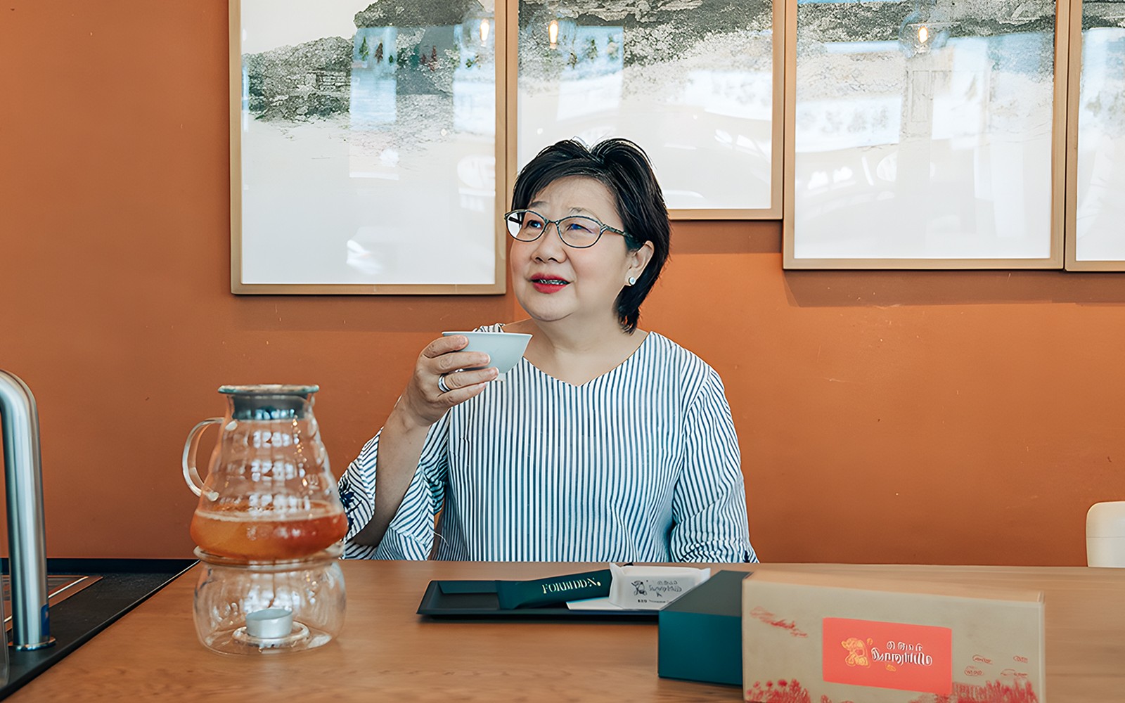 싱가포르의 플래그십 문화 도시 투어 중 마리나 베이 샌즈와 아트사이언스 뮤지엄 방문.