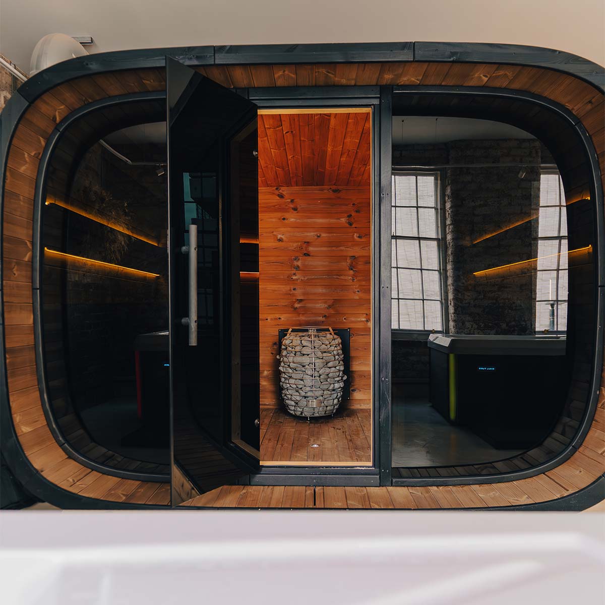 Gus Sauna Instagram