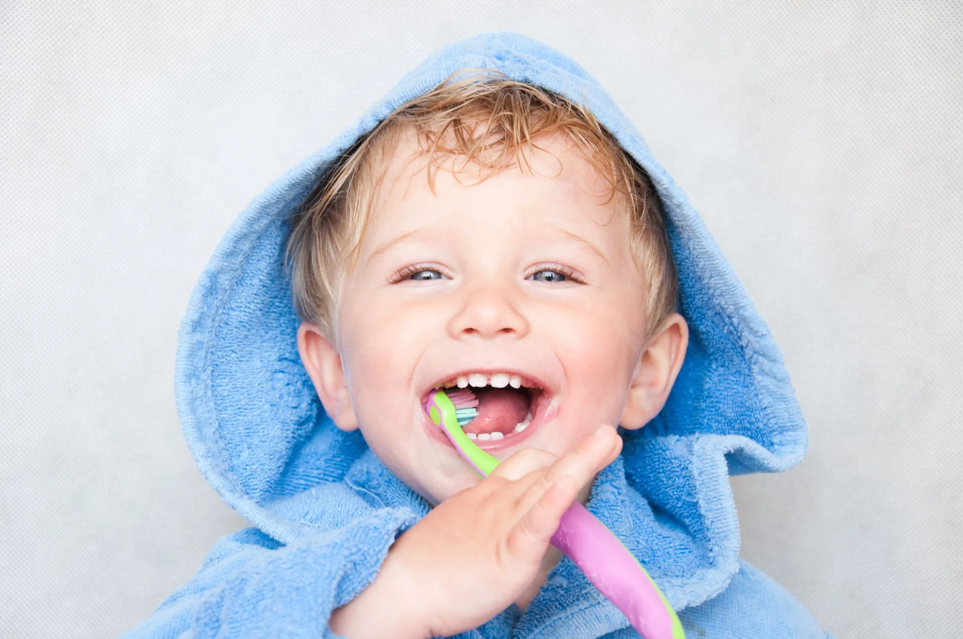 Brushing your teeth is one of the daily oral hygiene care routines.