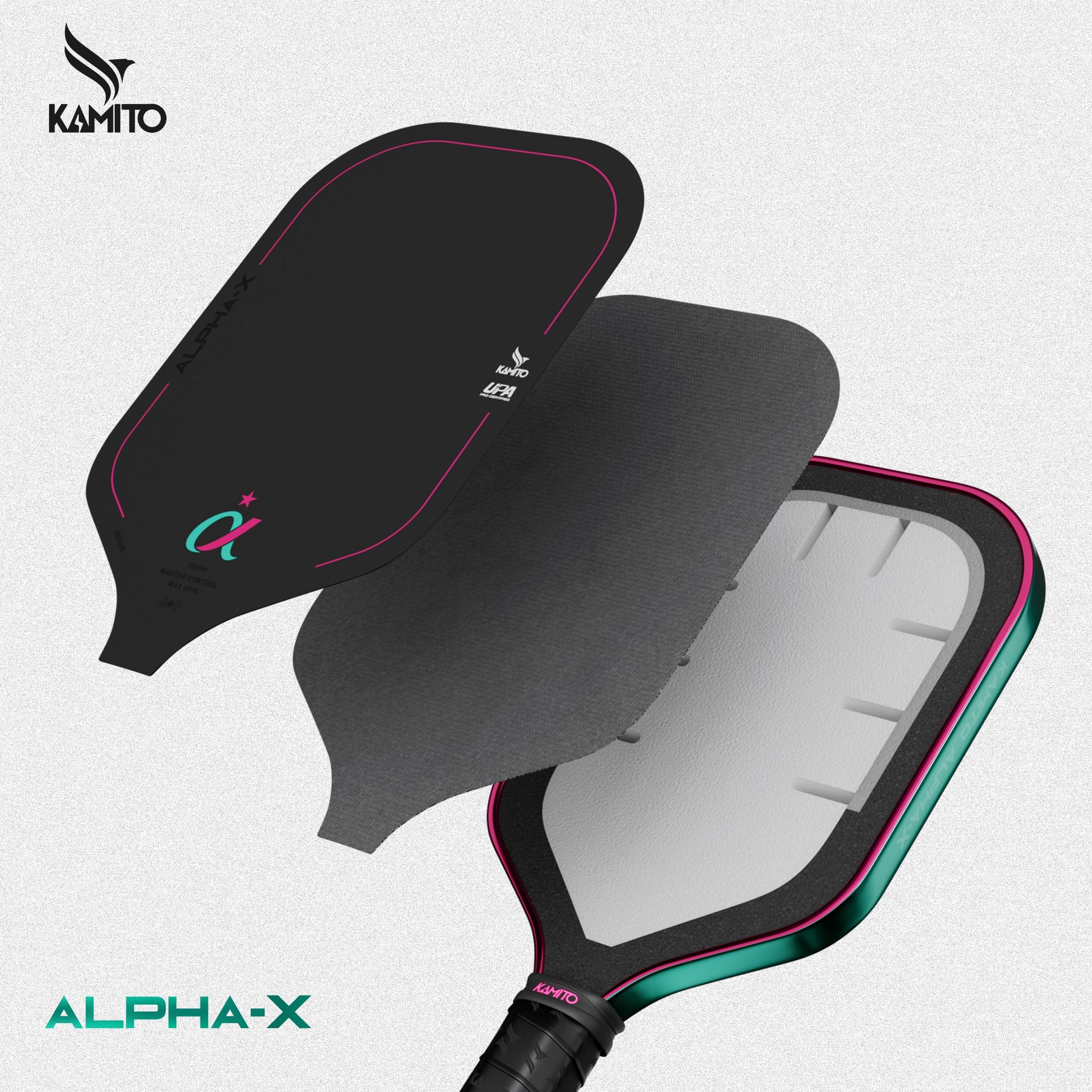 Sunset shines through the manhattan bridge.