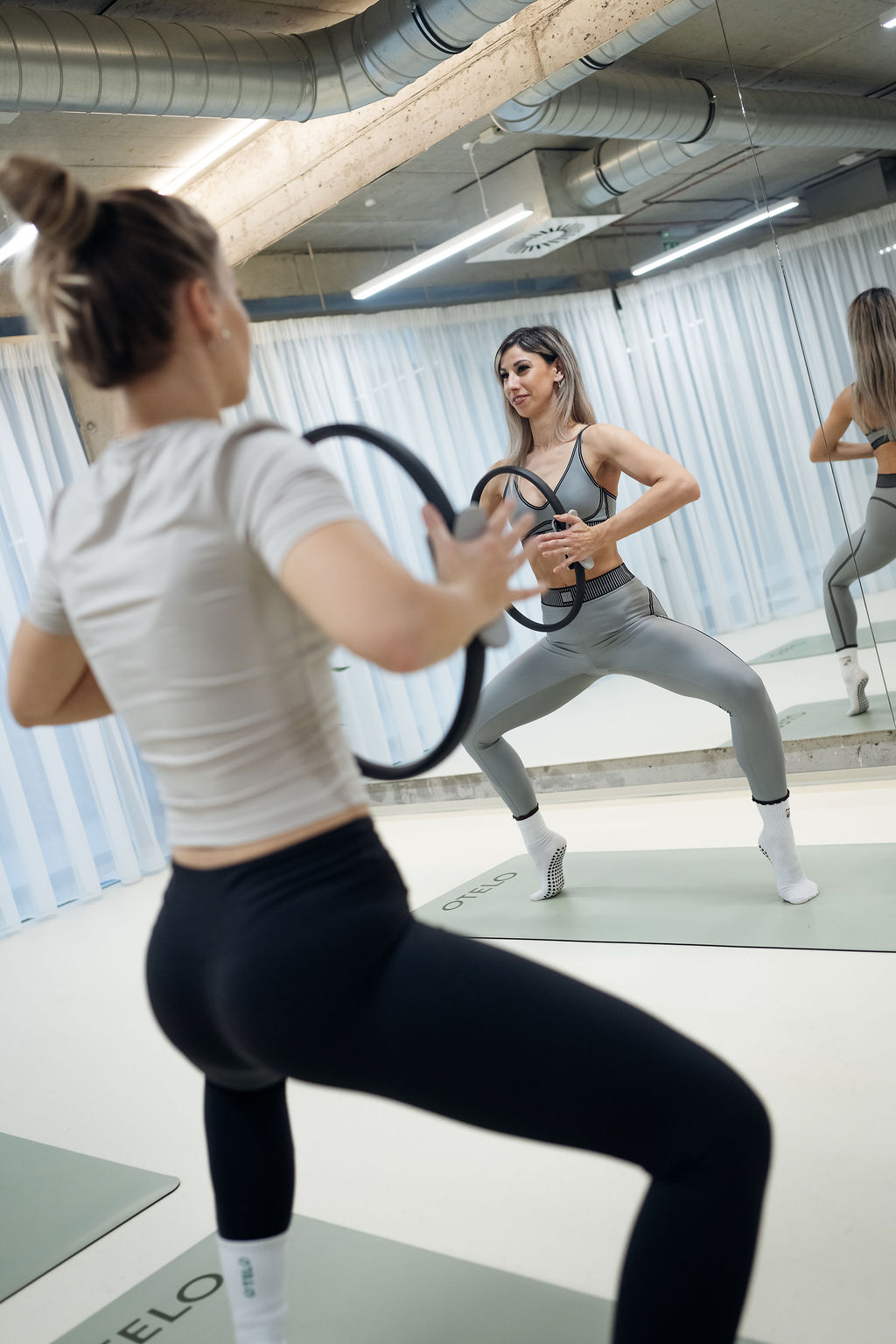 Barre v studio Otelo