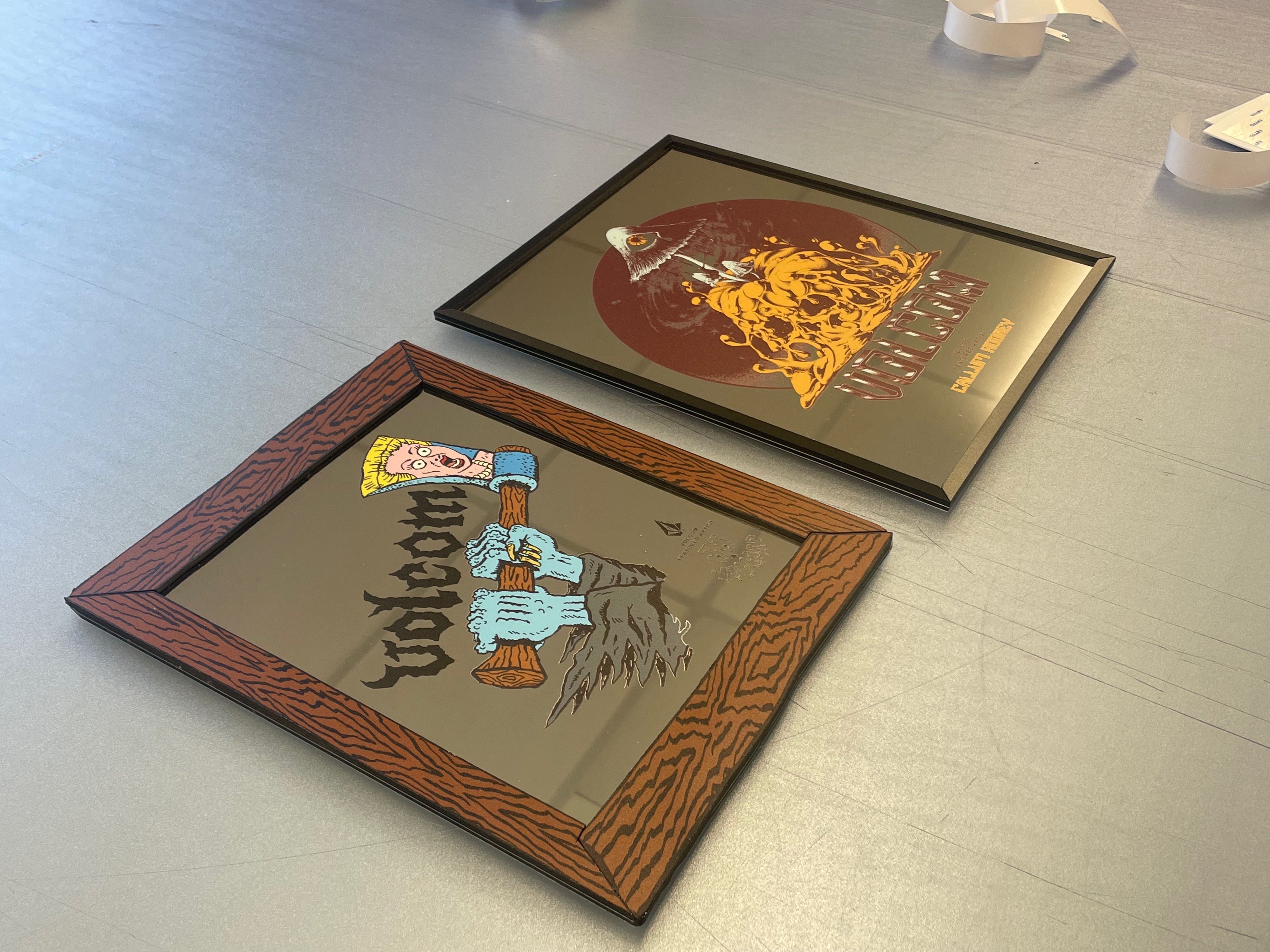 Impression Volcom sur miroir